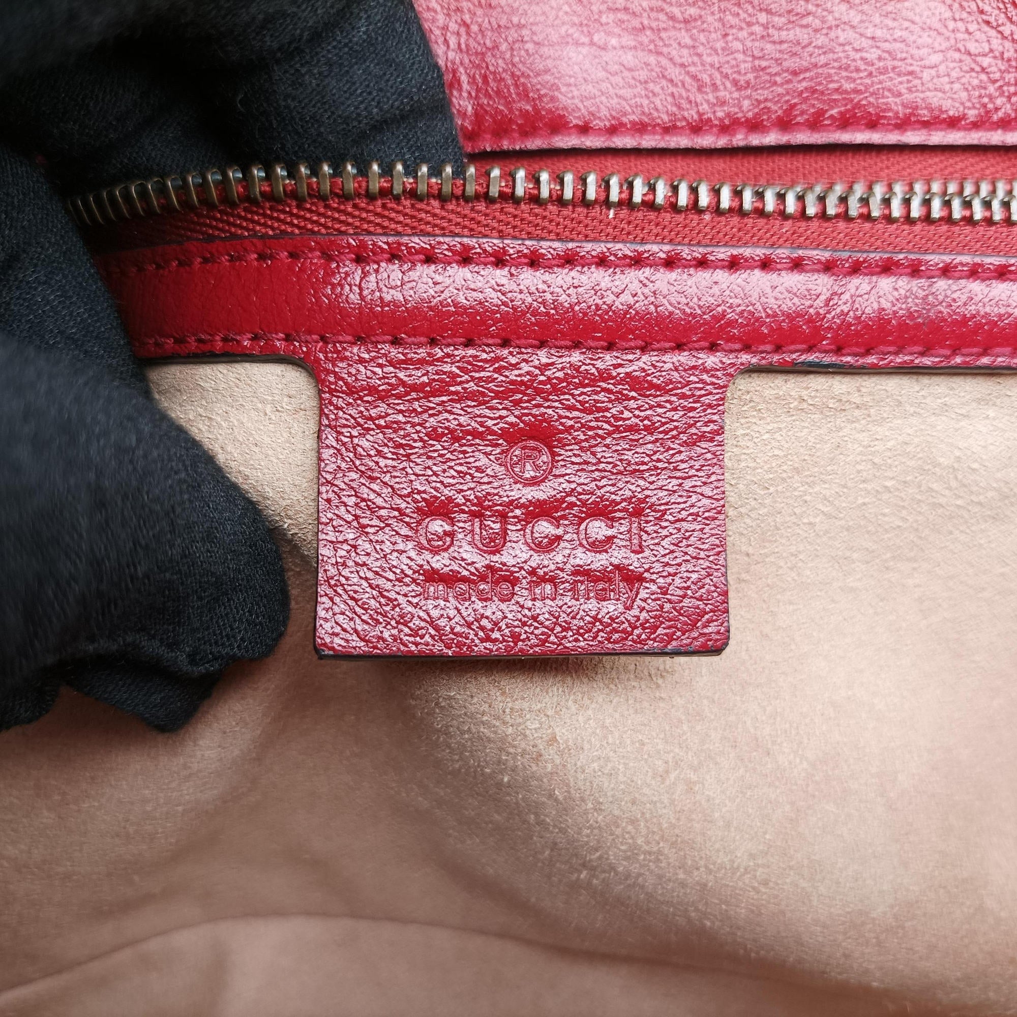 Pre-owned Gucci GG Marmont Black×red Leather 443497 shoulderbag | stylenewstar