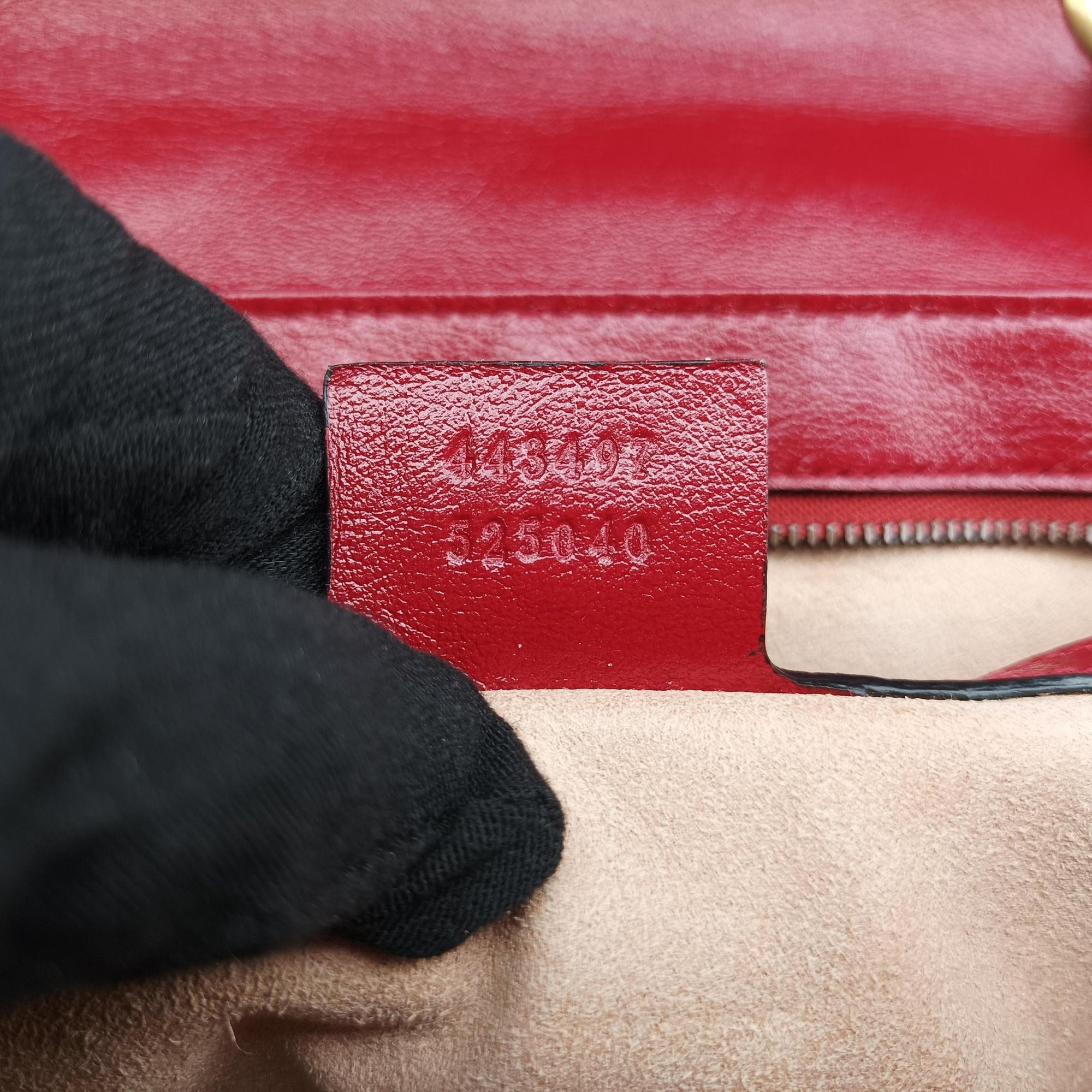Pre-owned Gucci GG Marmont Black×red Leather 443497 shoulderbag | stylenewstar