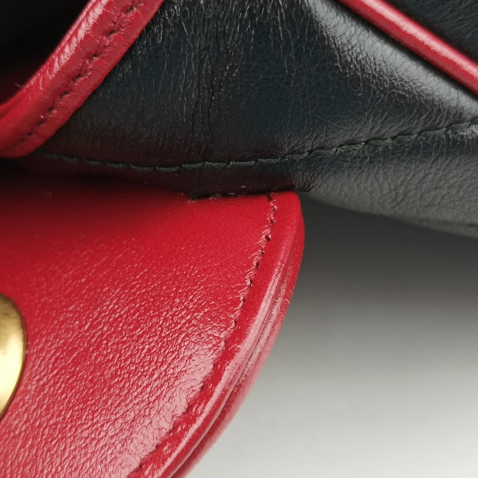 Pre-owned Gucci GG Marmont Black×red Leather 443497 shoulderbag | stylenewstar