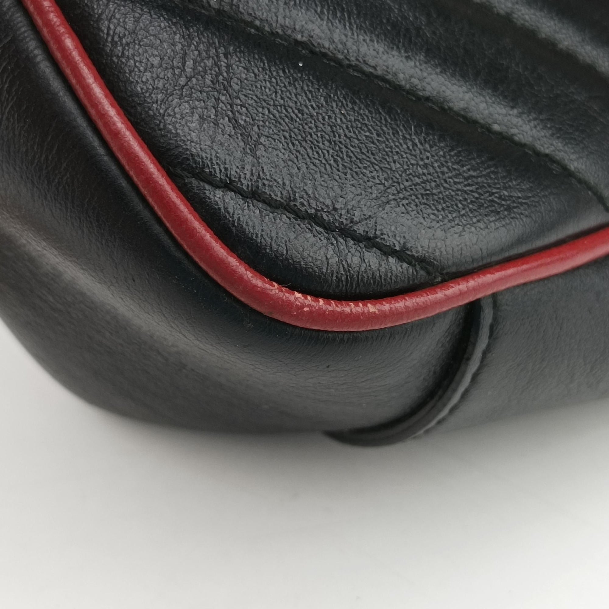 Pre-owned Gucci GG Marmont Black×red Leather 443497 shoulderbag | stylenewstar