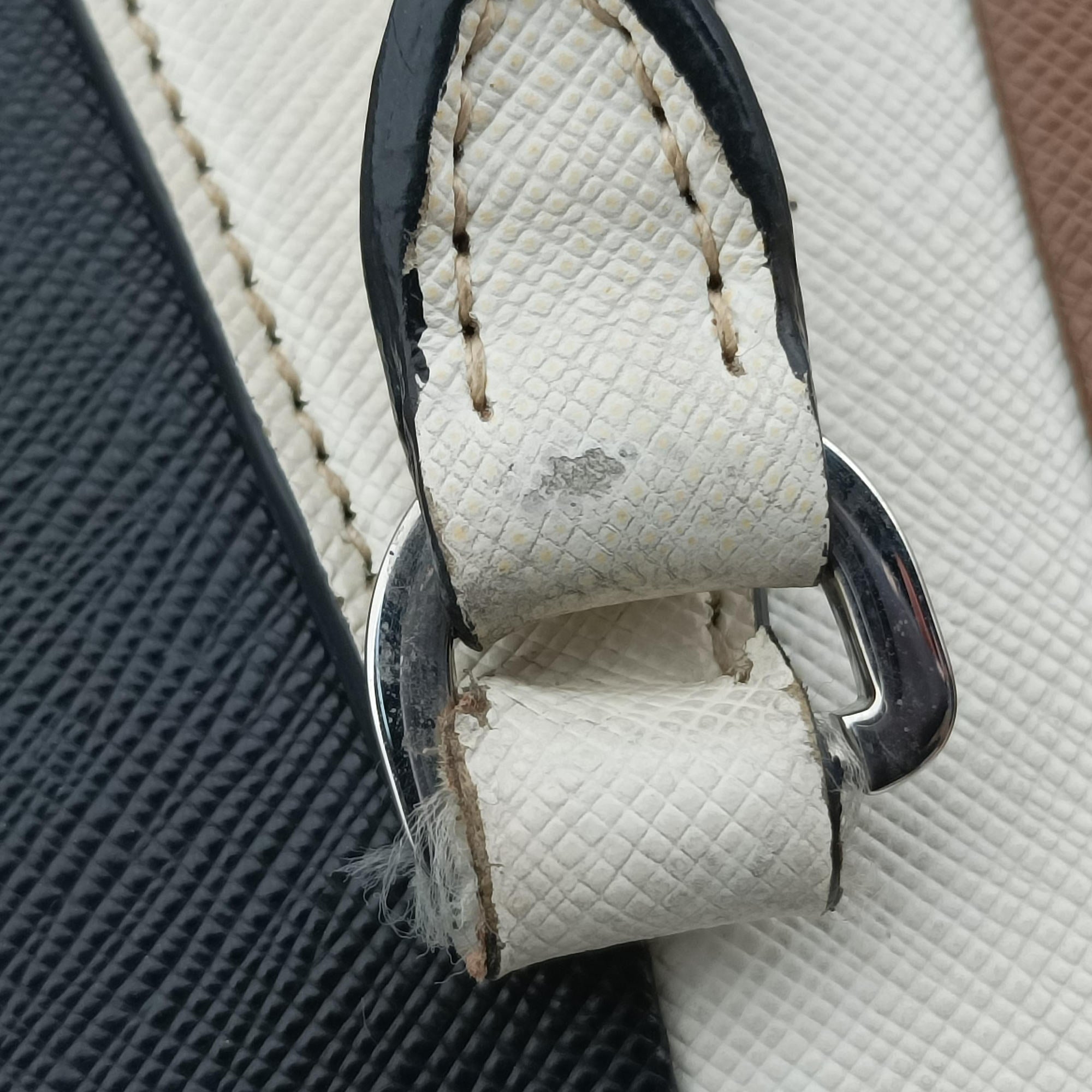 Pre-owned Prada Galleria Brown × Black × White Leather  shoulderbag | stylenewstar