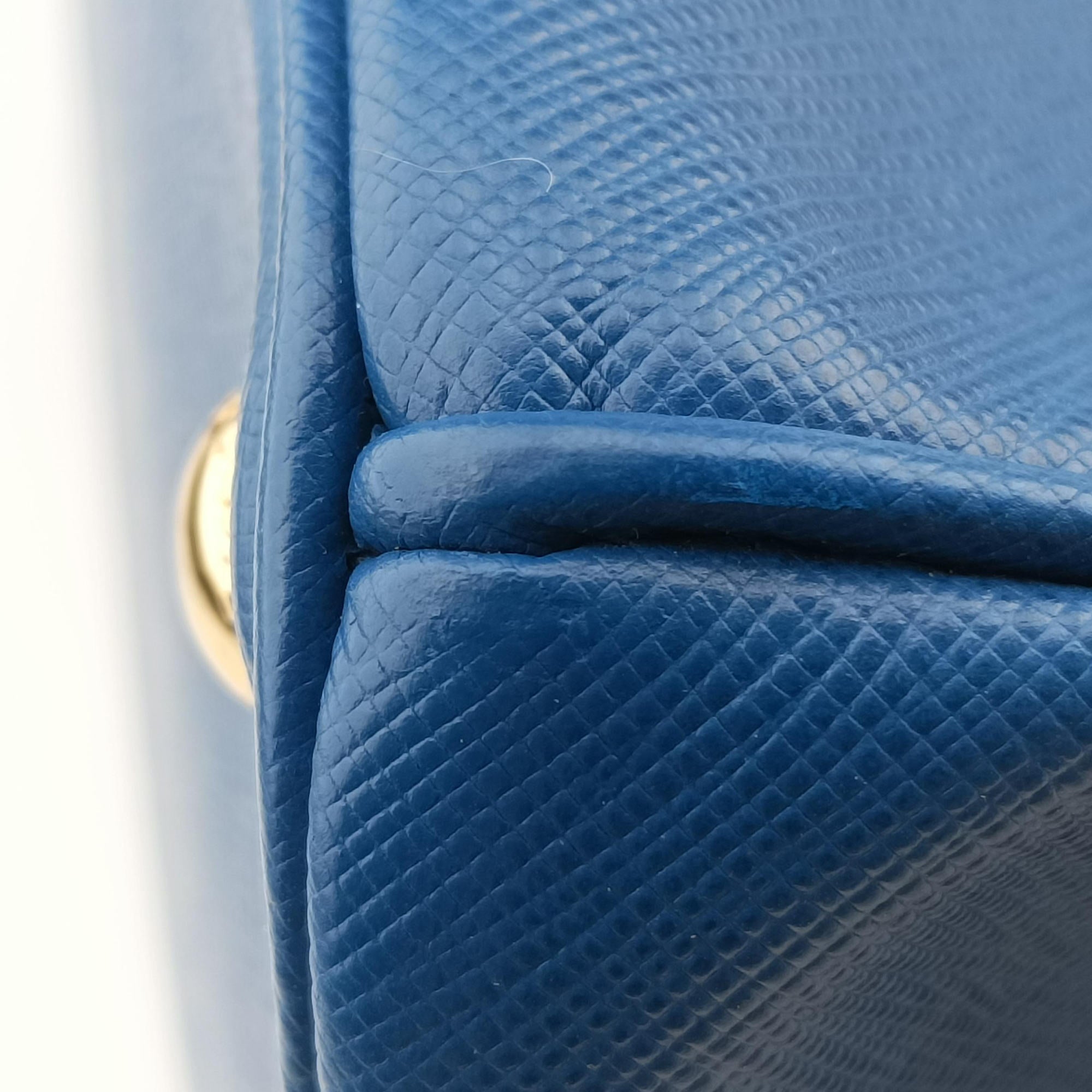 Pre-owned Prada Galleria Blue SAFFIANO Leather BN1801 handbag | stylenewstar