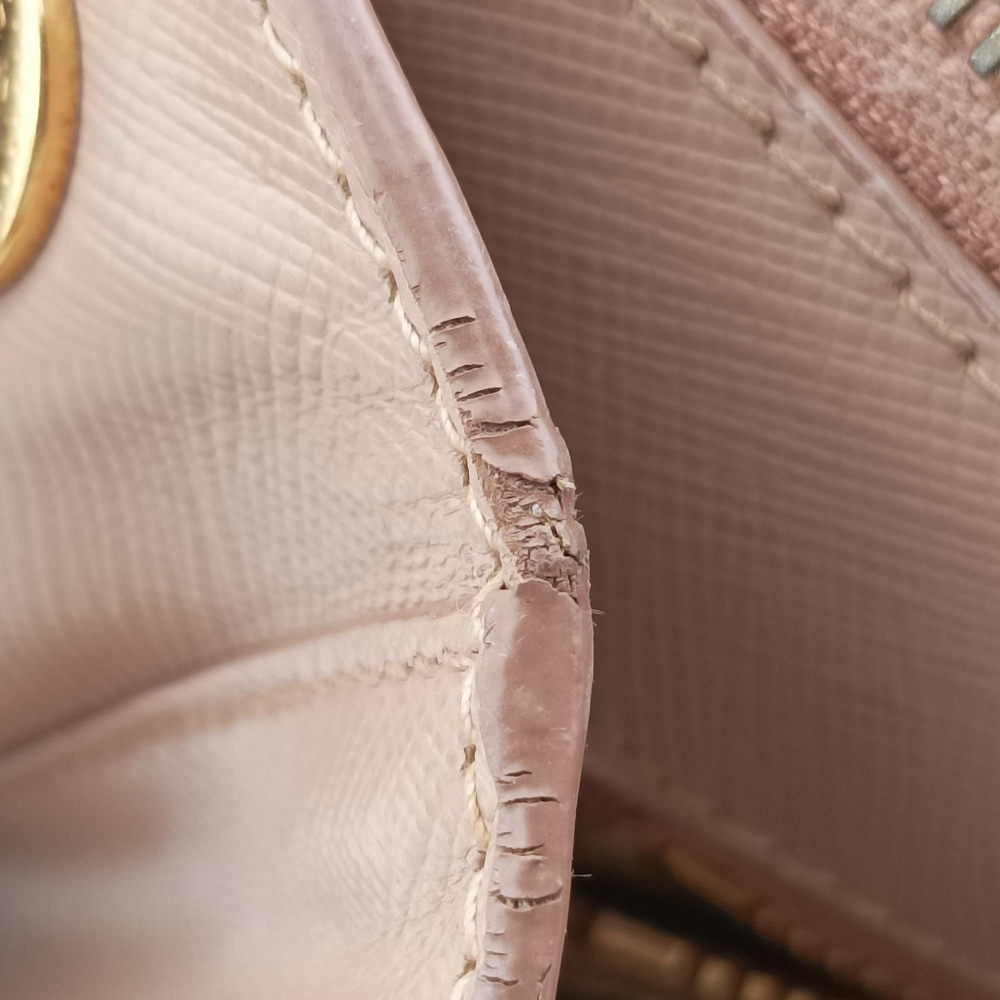 Pre-owned Prada Galleria Pink SAFFIANO Leather BN2274 handbag | stylenewstar