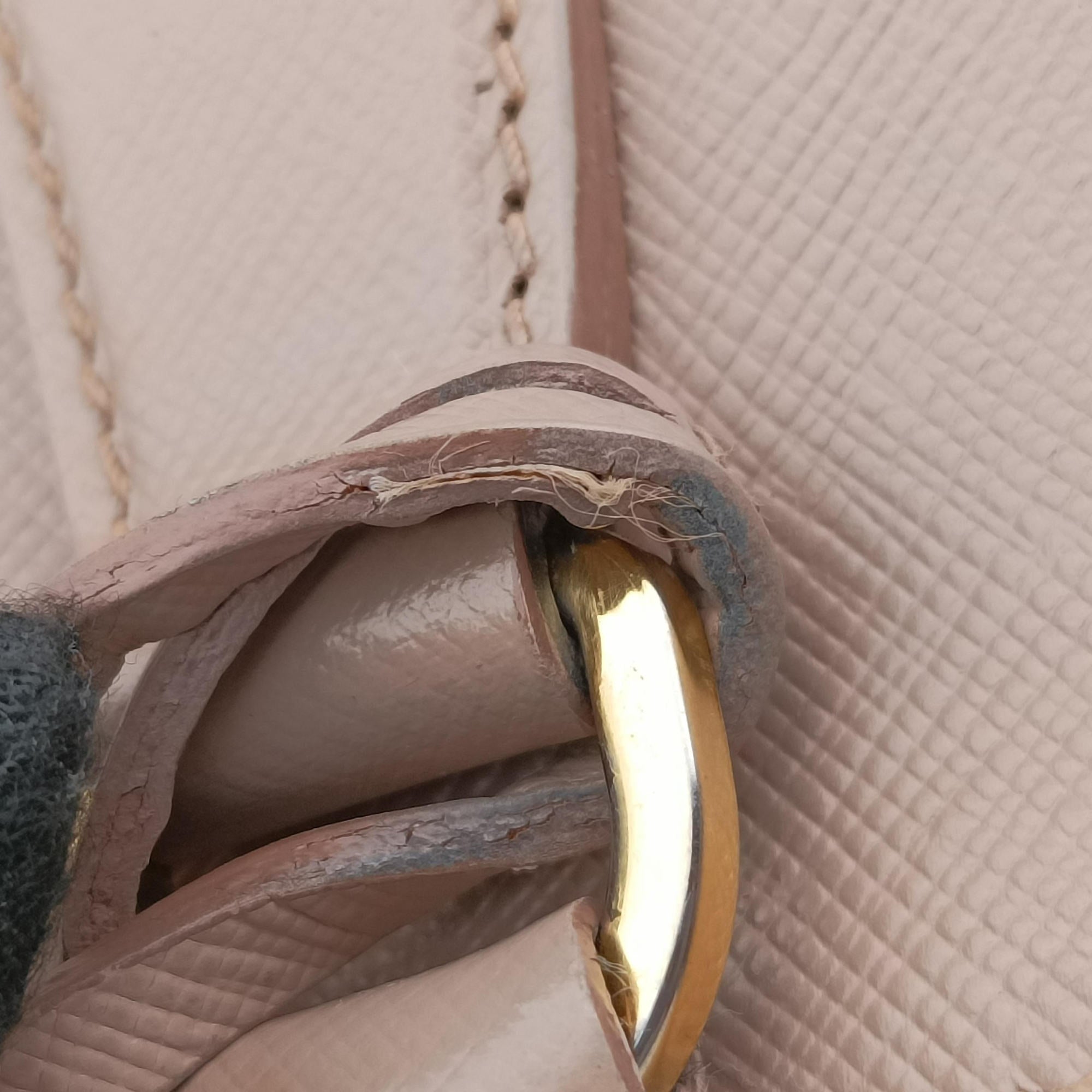 Pre-owned Prada Galleria Pink SAFFIANO Leather BN2274 handbag | stylenewstar