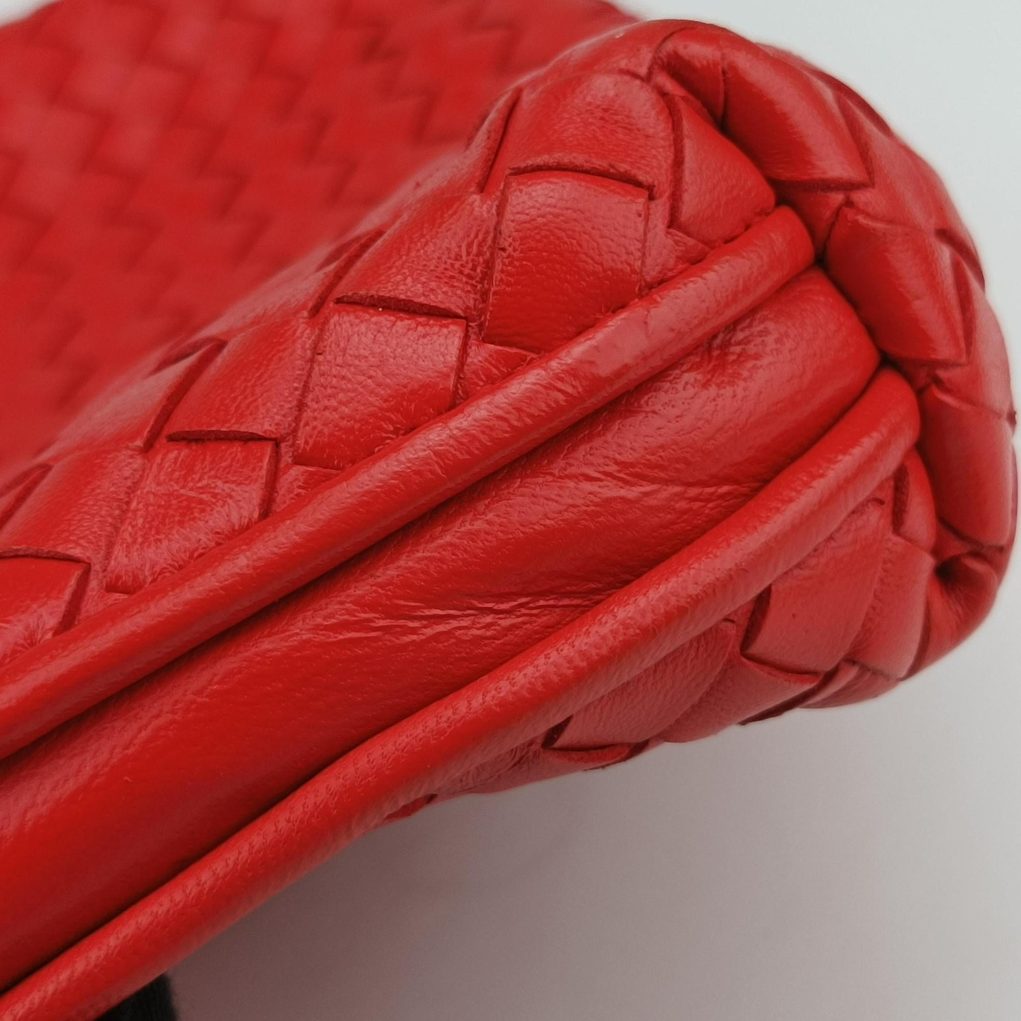 Pre-owned Bottega Veneta NODINI Intrecciato Red lambskin  shoulderbag | stylenewstar