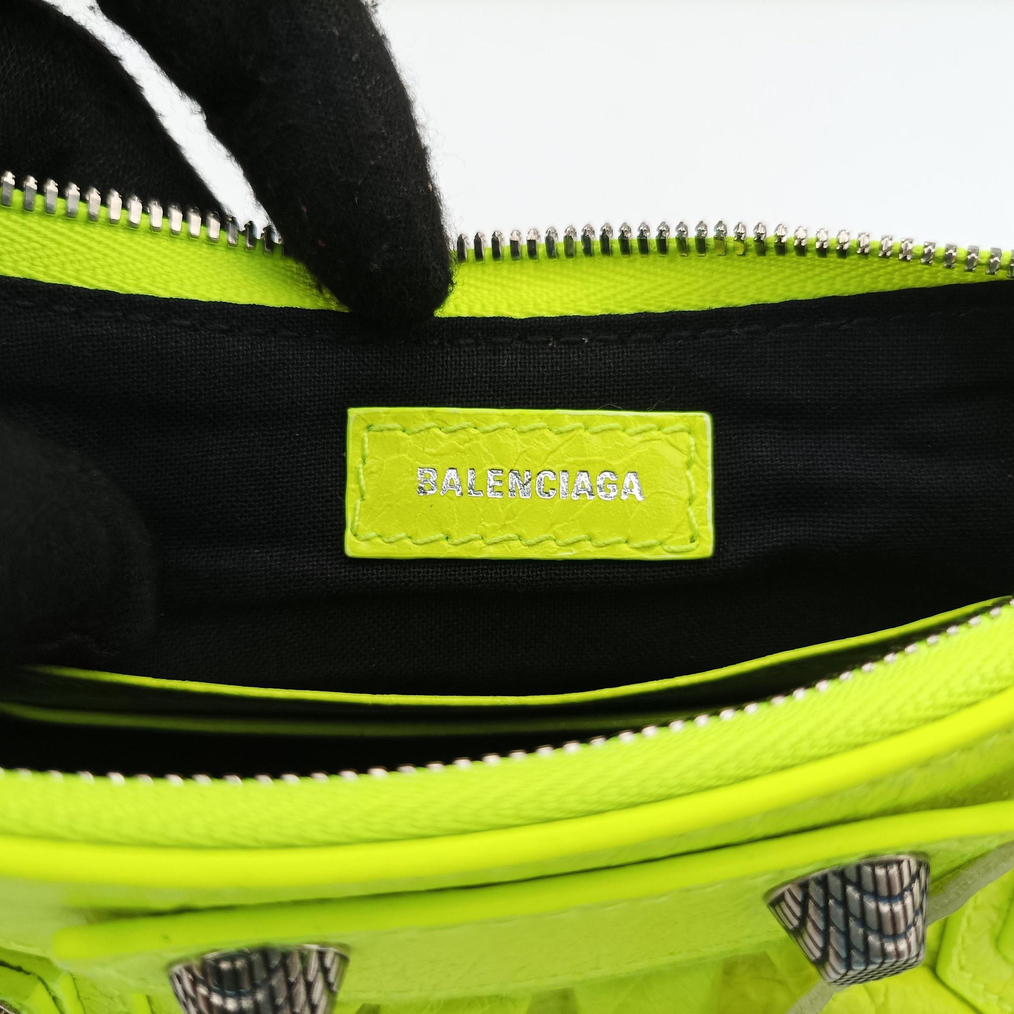 Pre-owned Balenciaga Le Cagole YellowGreen lambskin  shoulderbag | stylenewstar