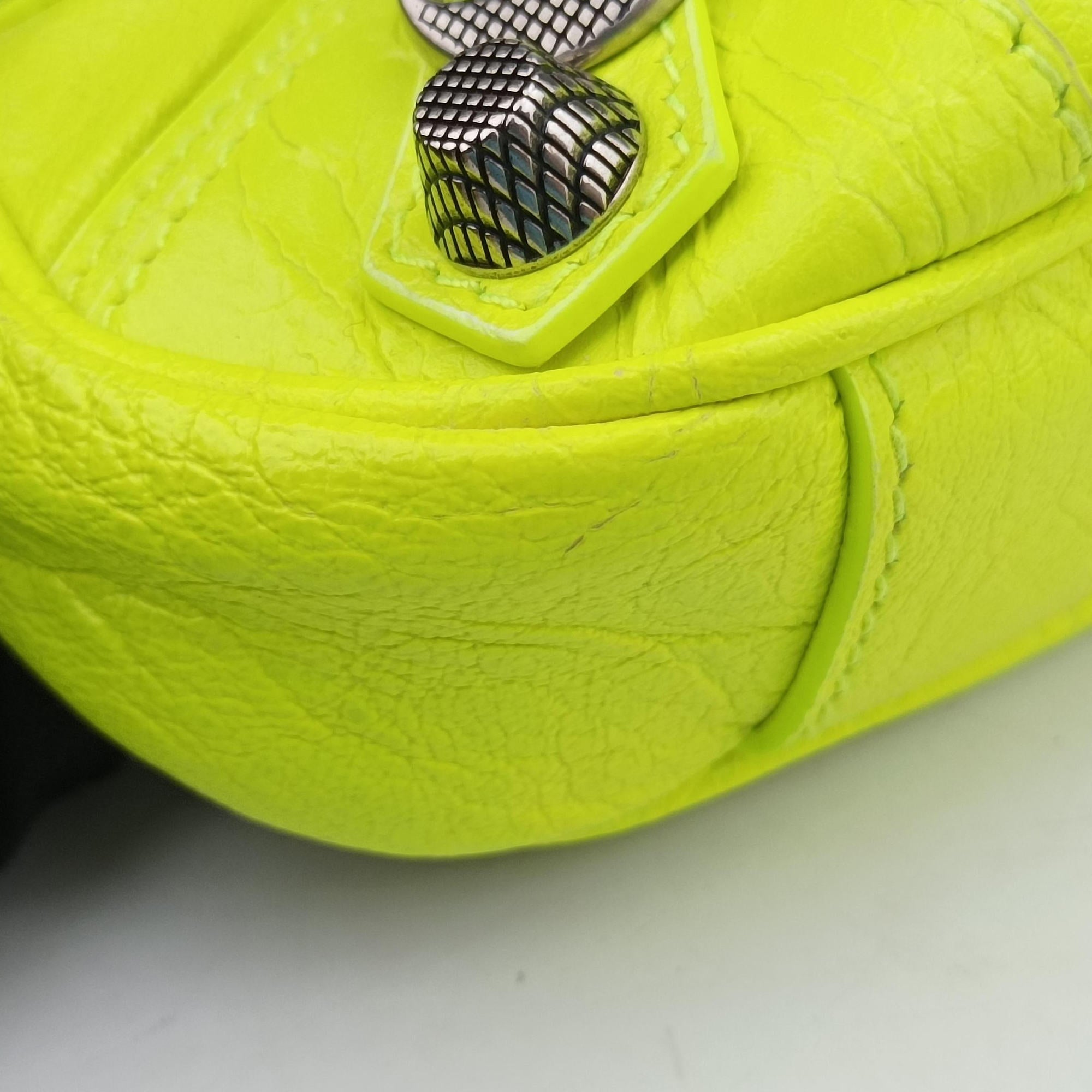 Pre-owned Balenciaga Le Cagole YellowGreen lambskin  shoulderbag | stylenewstar