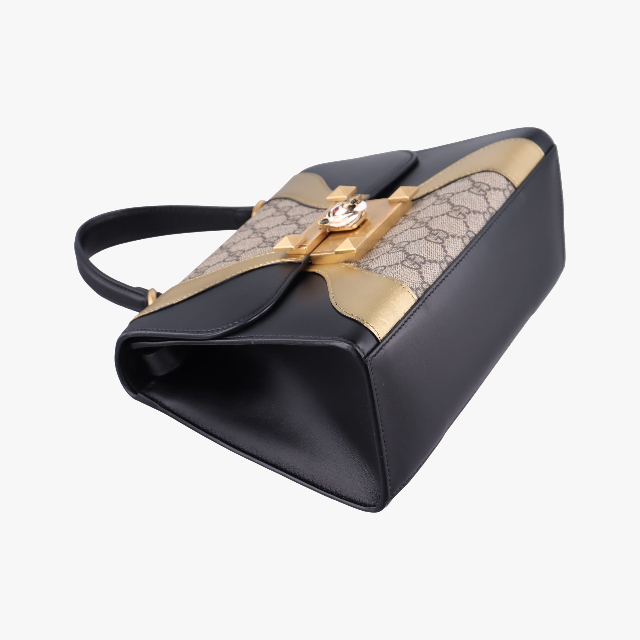 Pre-owned Gucci Osiride GG Supreme beige×Black×Golden PVC coated canvas×Leather 497996 shoulderbag | stylenewstar