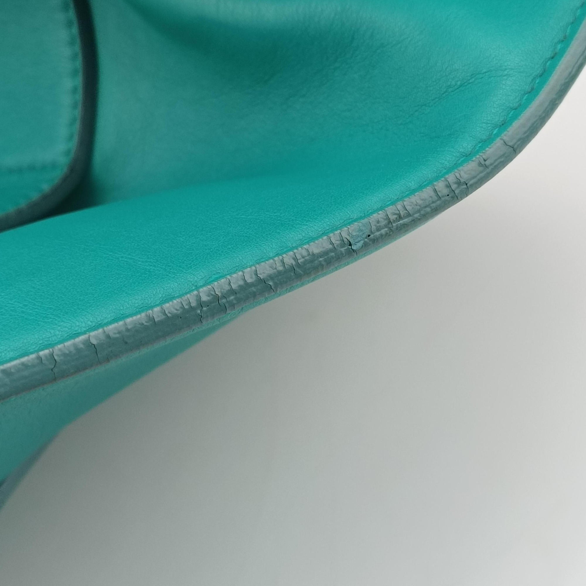 Pre-owned Ferragamo Sookie Blue Leather  shoulderbag | stylenewstar