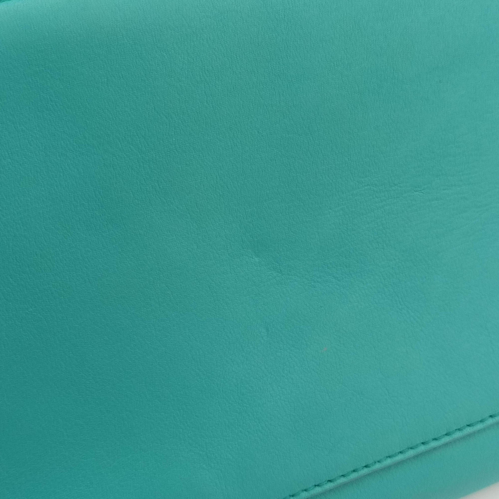 Pre-owned Ferragamo Sookie Blue Leather  shoulderbag | stylenewstar