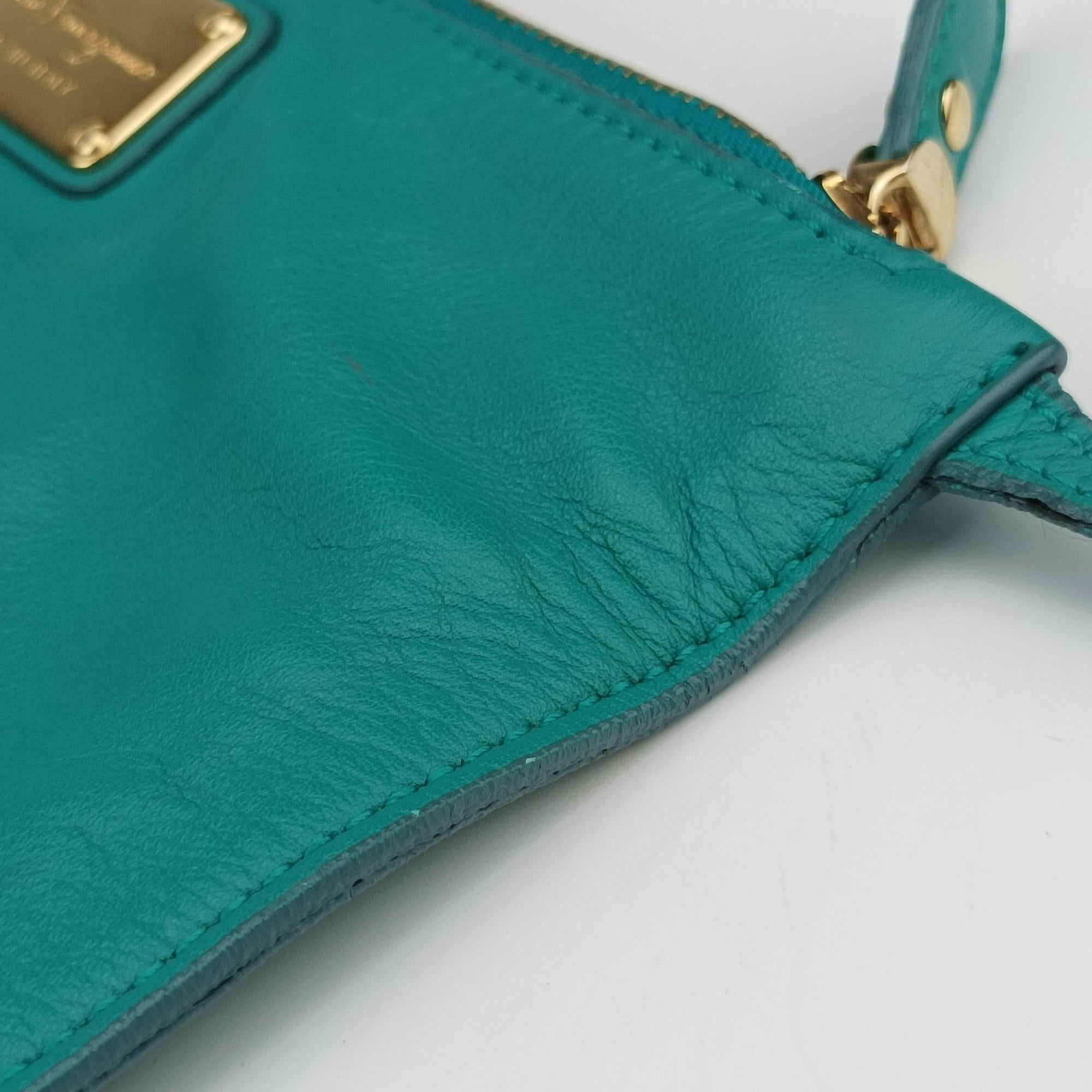 Pre-owned Ferragamo Sookie Blue Leather  shoulderbag | stylenewstar