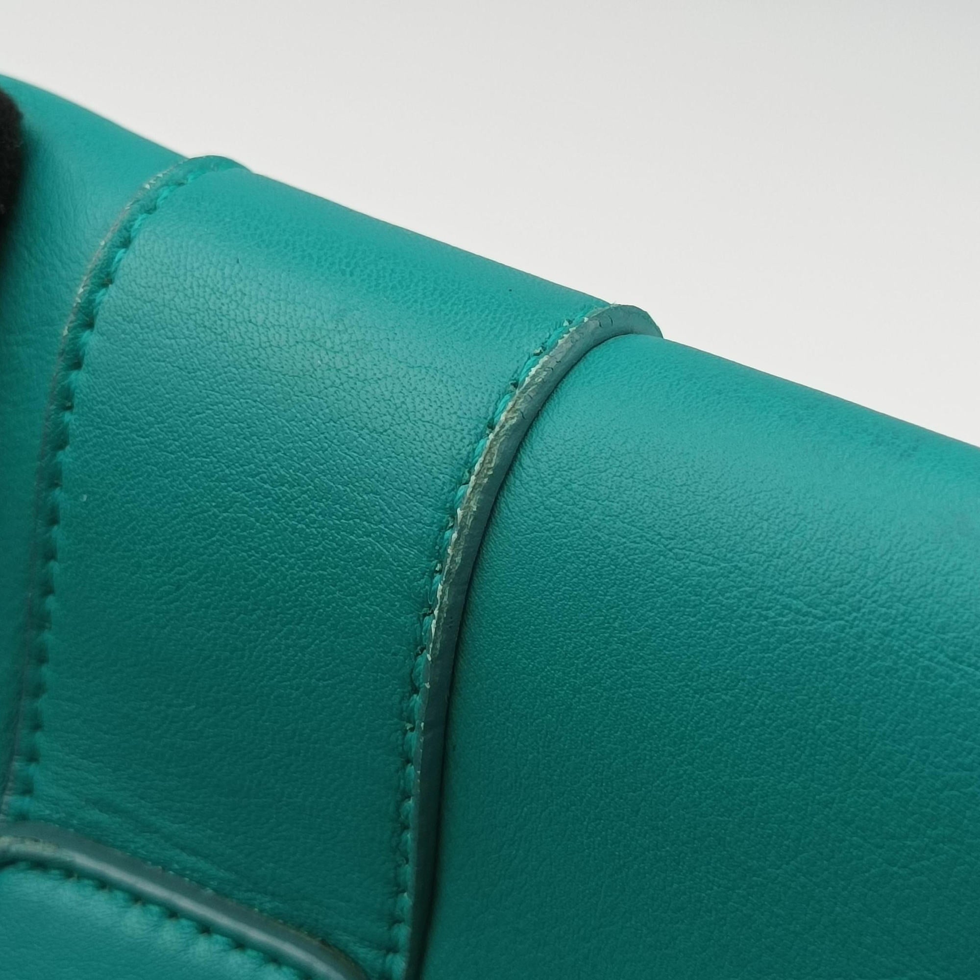 Pre-owned Ferragamo Sookie Blue Leather  shoulderbag | stylenewstar
