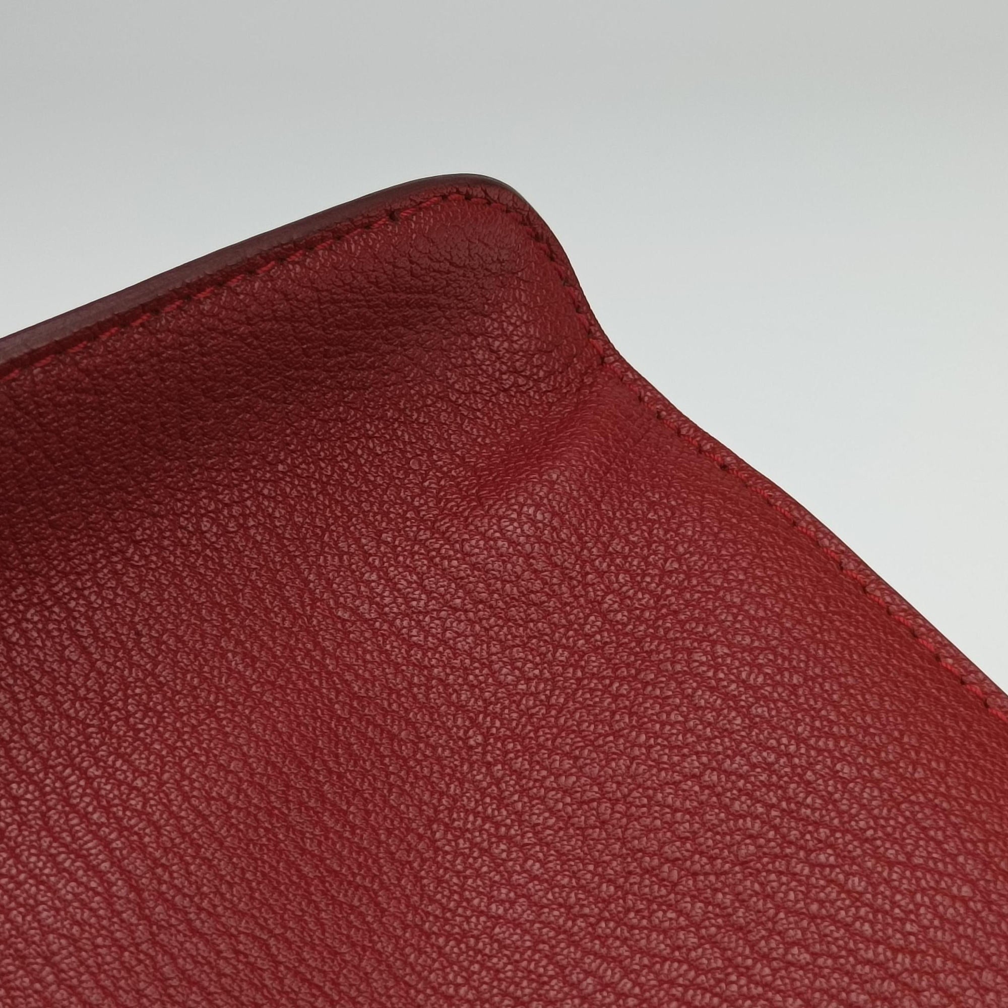 Pre-owned Burberry TB logo Red Leather  shoulderbag | stylenewstar