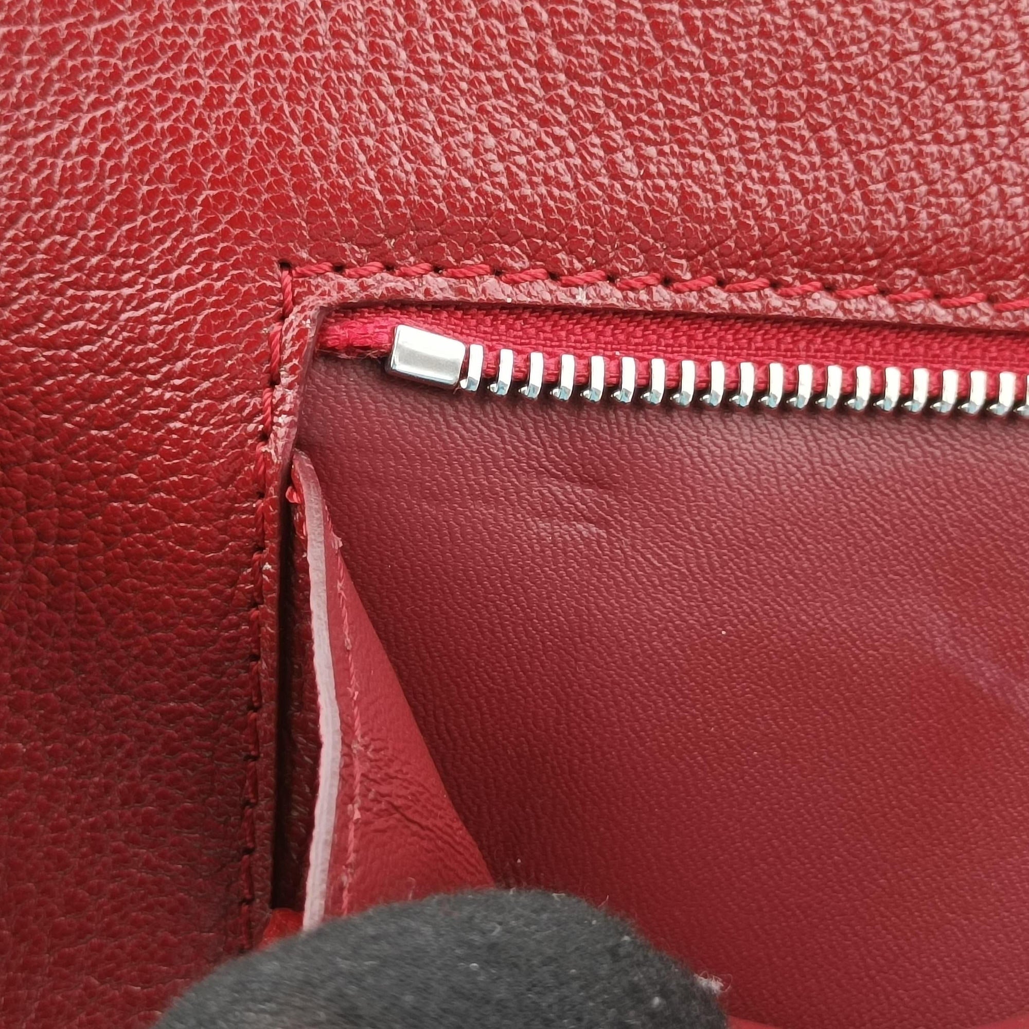 Pre-owned Burberry TB logo Red Leather  shoulderbag | stylenewstar