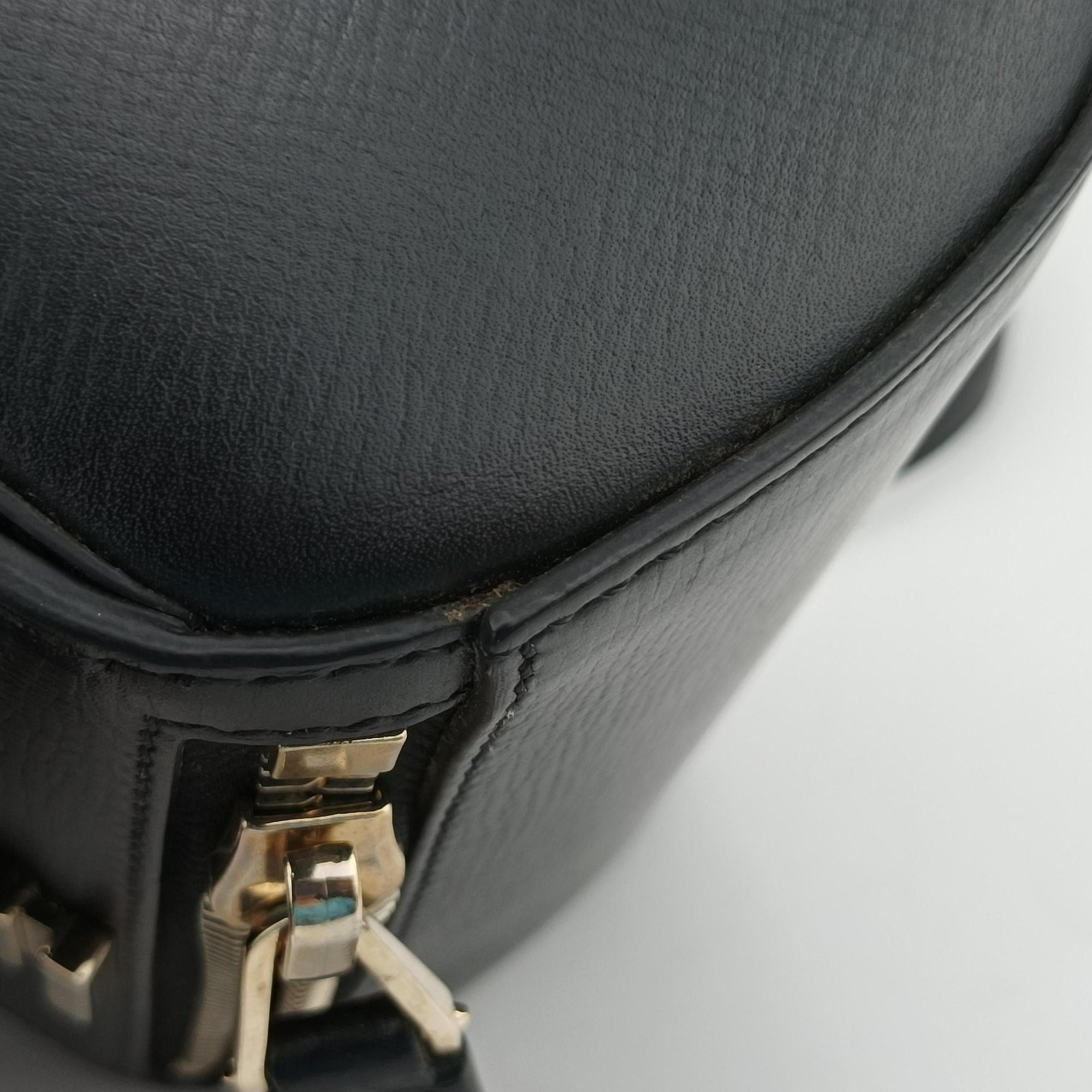 Pre-owned Givenchy Pandora Black Leather  shoulderbag | stylenewstar