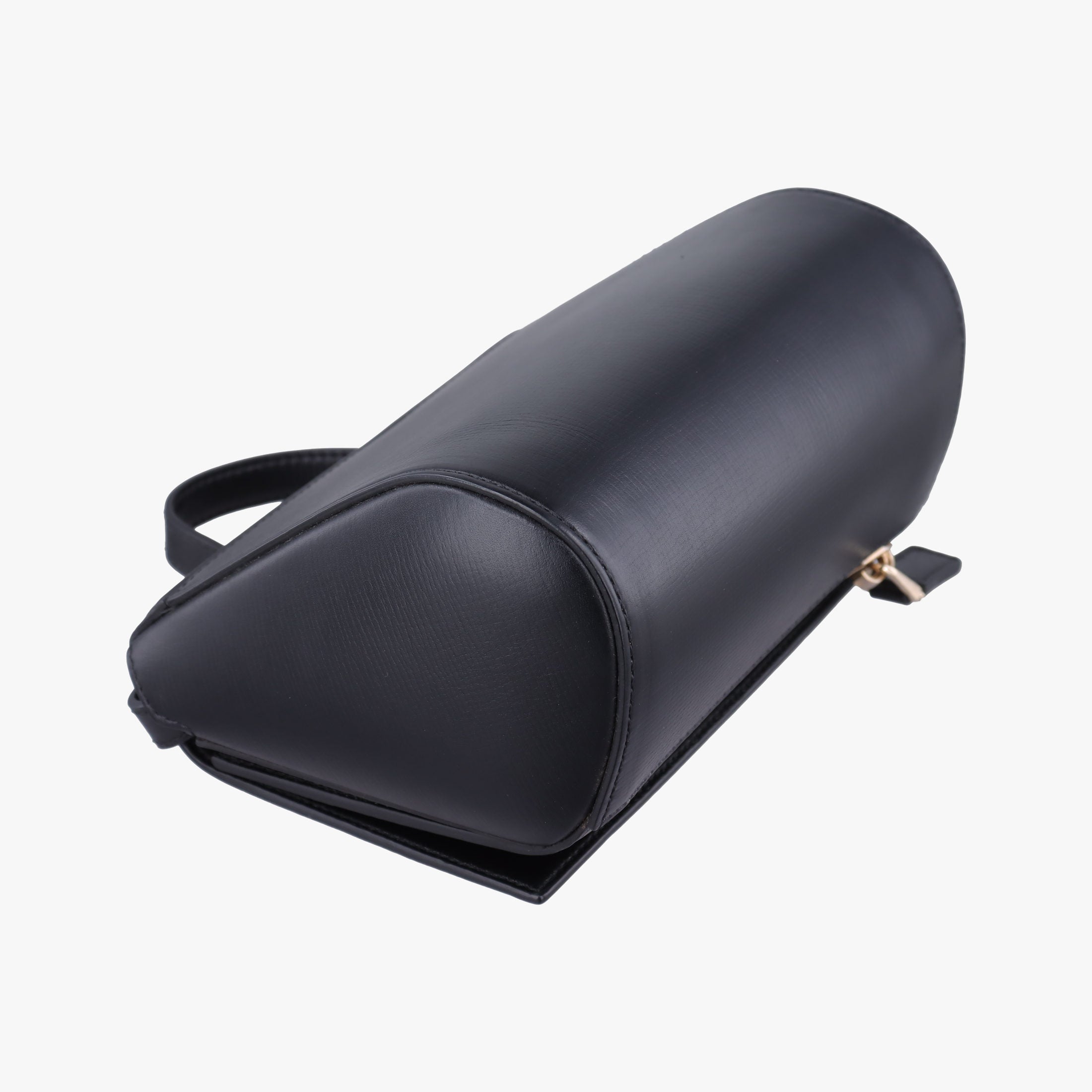 Pre-owned Givenchy Pandora Black Leather  shoulderbag | stylenewstar
