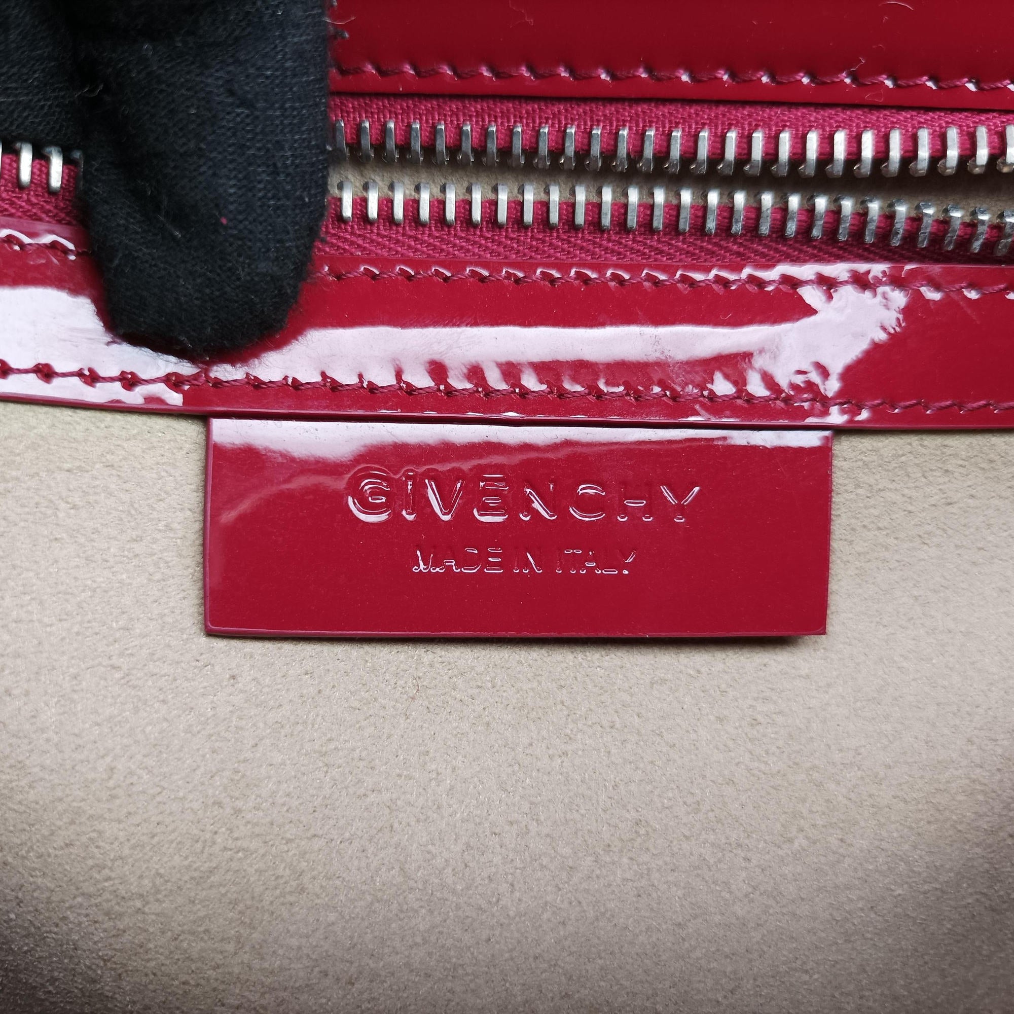 Pre-owned Givenchy Pandora Box Red Patent Leather  shoulderbag | stylenewstar
