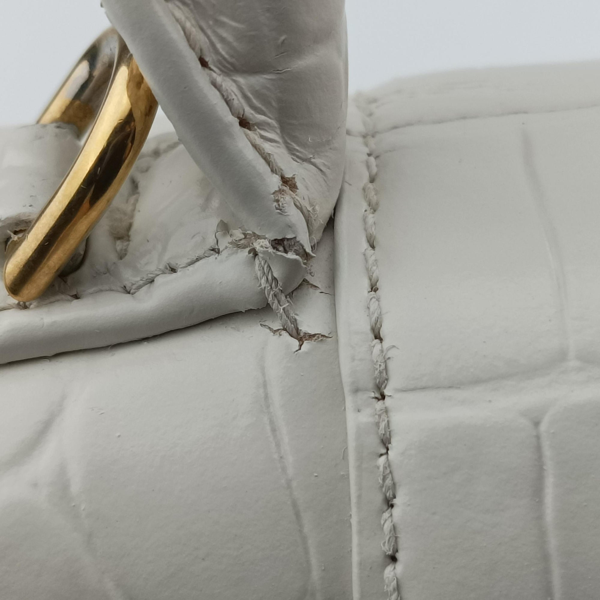 Pre-owned Balenciaga Hourglass mini White leather  shoulderbag | stylenewstar