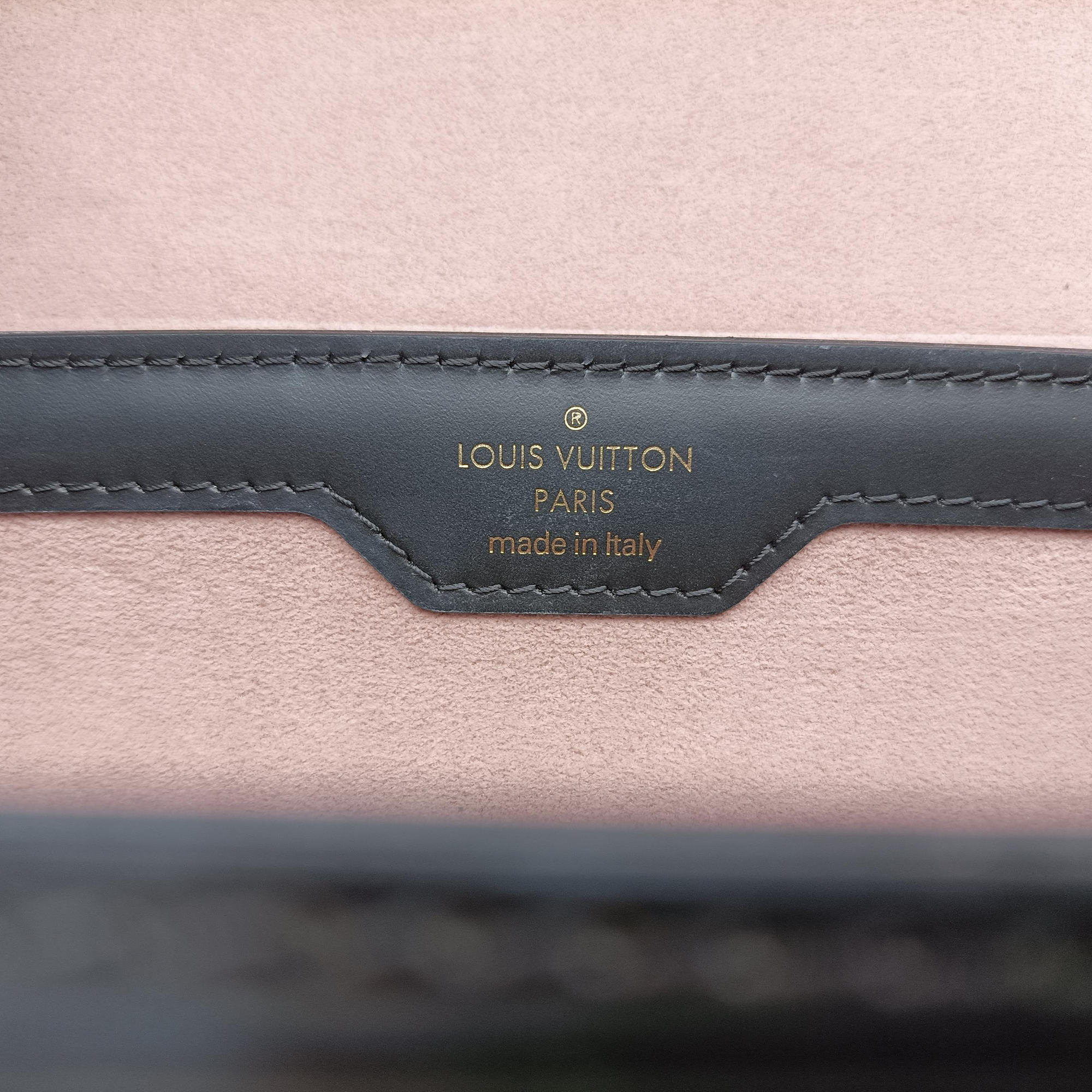 Secondhand Louis Vuitton Papillon Trunk Noir Epi M58655 shoulderbag | stylenewstar
