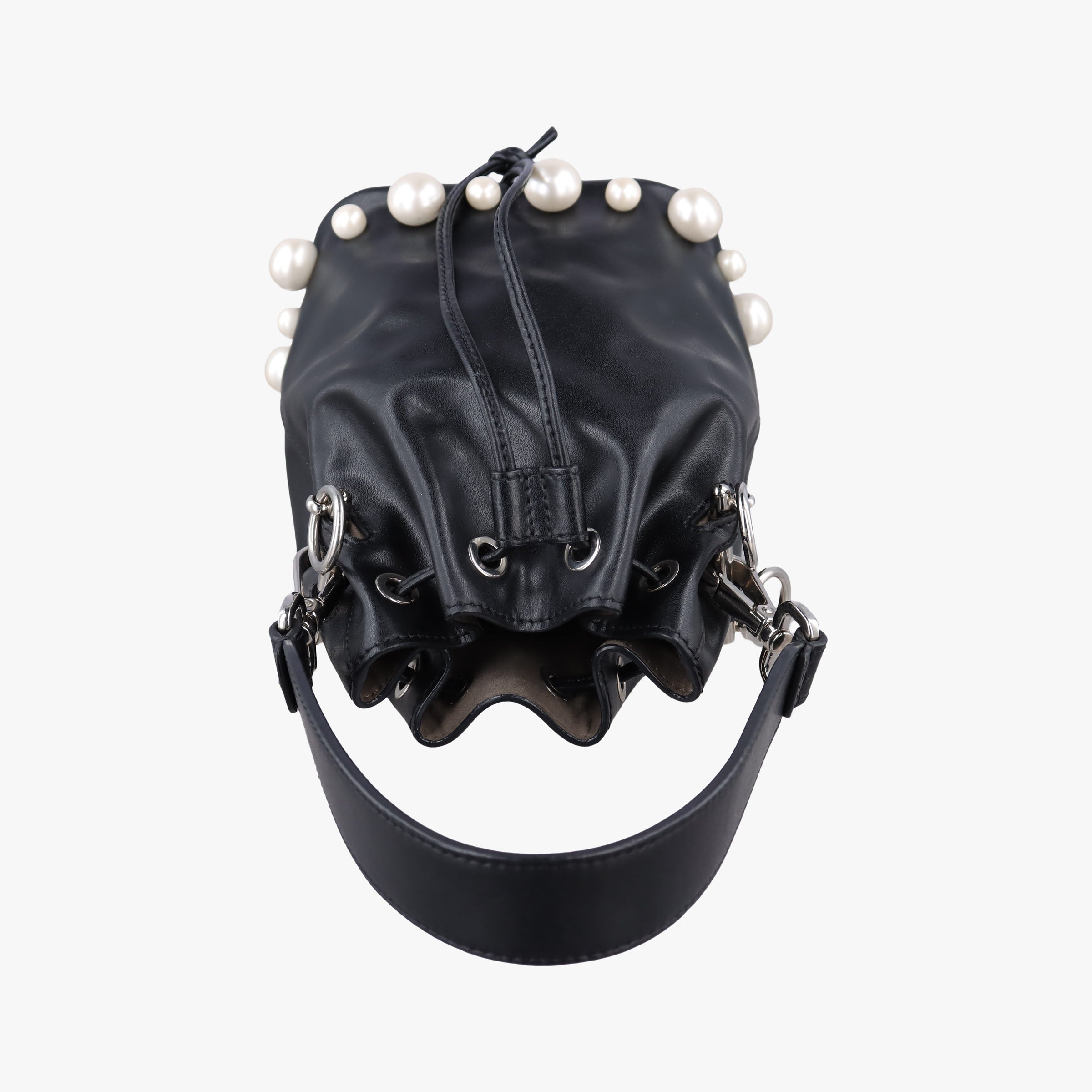 Secondhand Fendi Mon Tresor Mini Bucket Black Leather 8BS010 handbag | stylenewstar