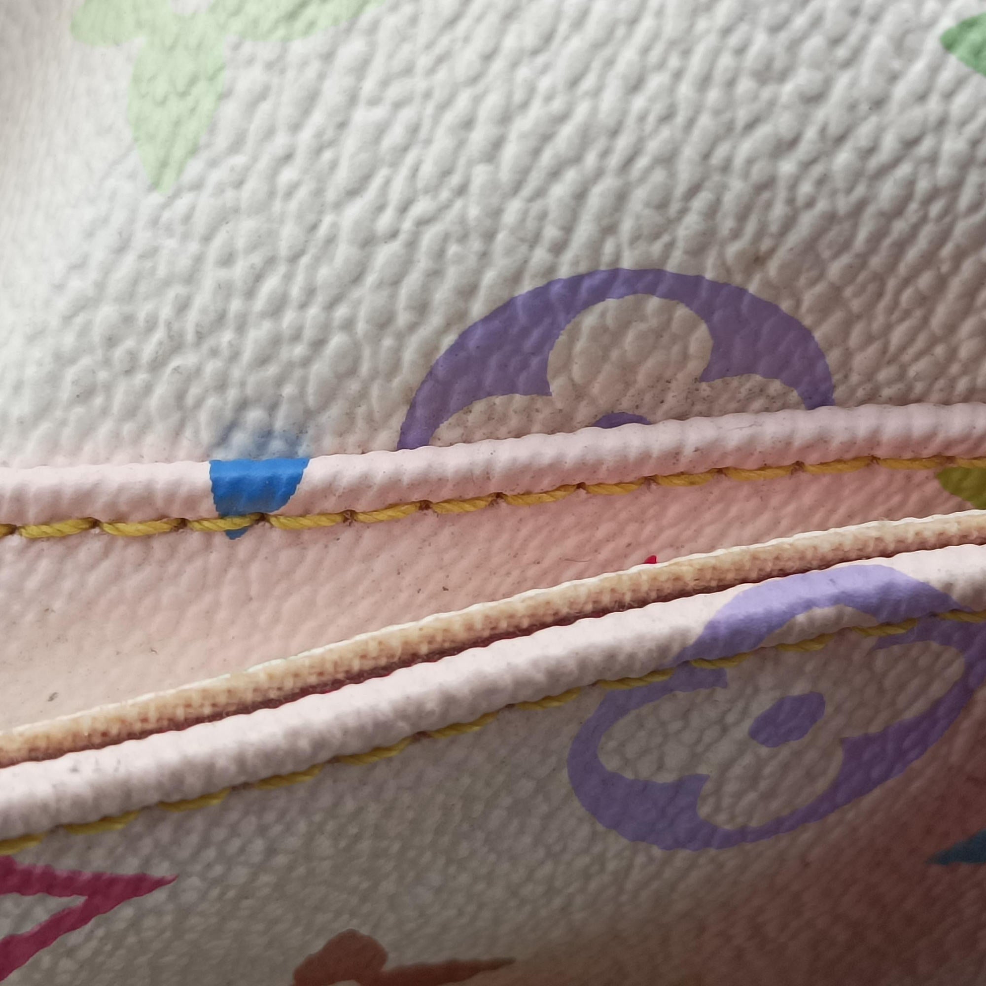 Secondhand Louis Vuitton Petit NOe white Monogram Multicolor M42229 shoulderbag | stylenewstar