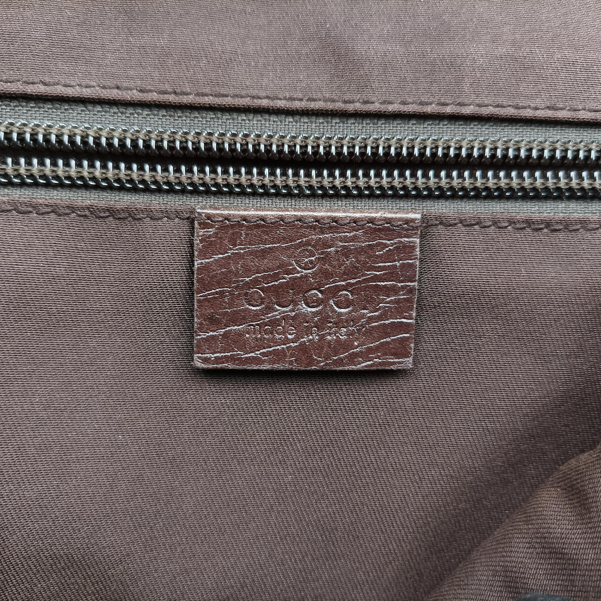 Pre-owned Gucci GG Supreme Double Buckle Beige × Dark Brown PVC coated canvas 122373 shoulderbag | stylenewstar
