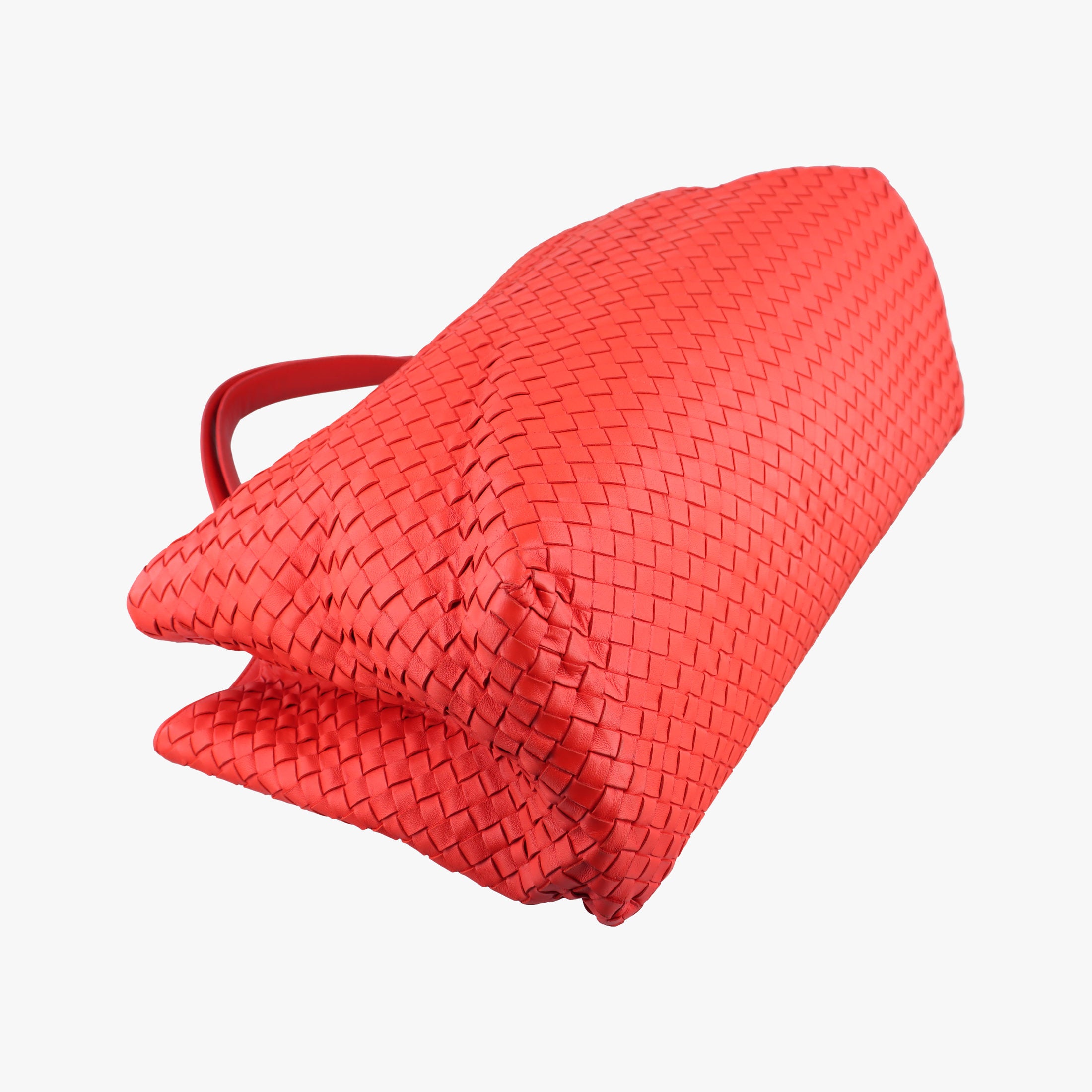 Pre-owned Bottega Veneta Intrecciato Red lambskin  shoulderbag | stylenewstar