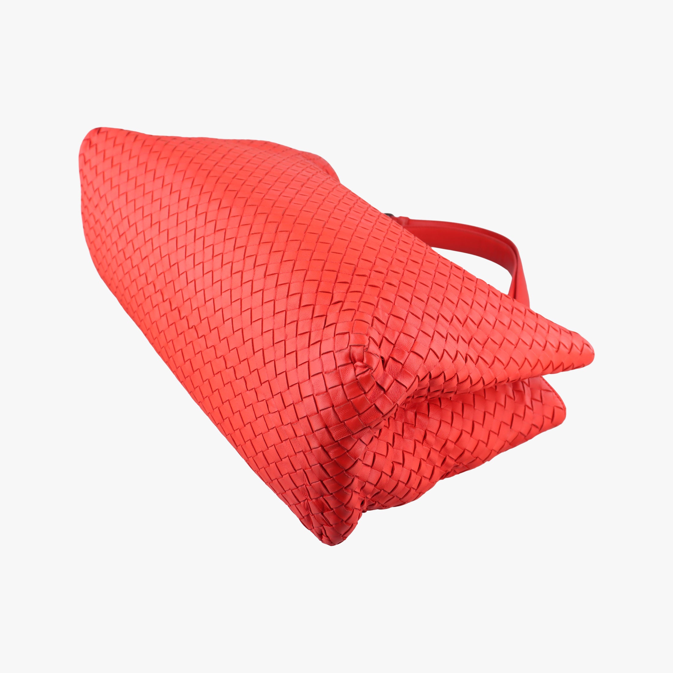Pre-owned Bottega Veneta Intrecciato Red lambskin  shoulderbag | stylenewstar