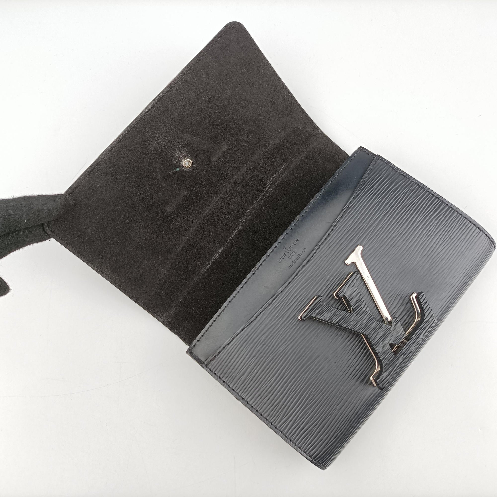 Pre-owned Louis Vuitton Pochette Louise PM Noir Epi M41275 clutchbag | stylenewstar