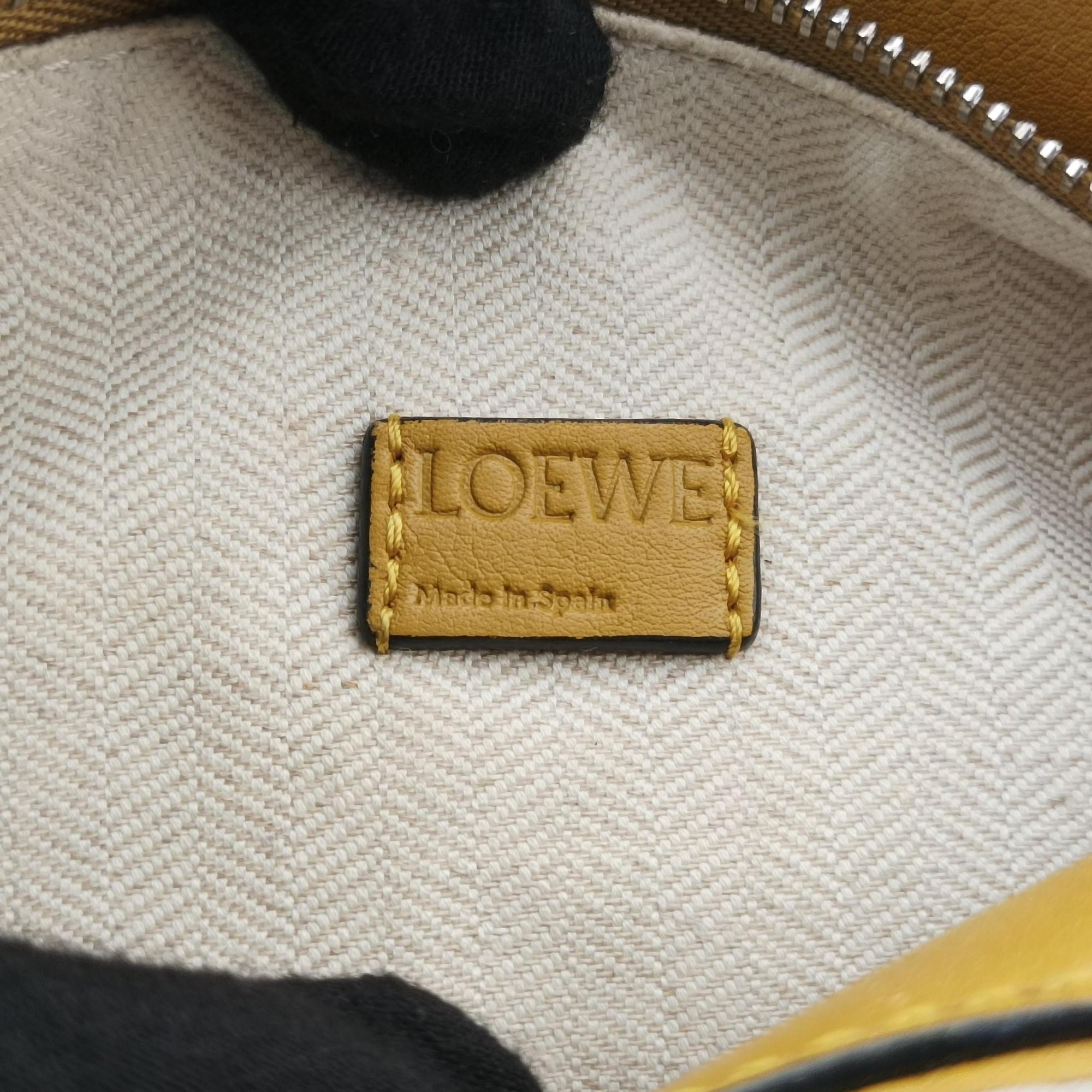 Pre-owned Loewe Puzzle　mini Beige × Khaki × Yellow Leather  shoulderbag | stylenewstar