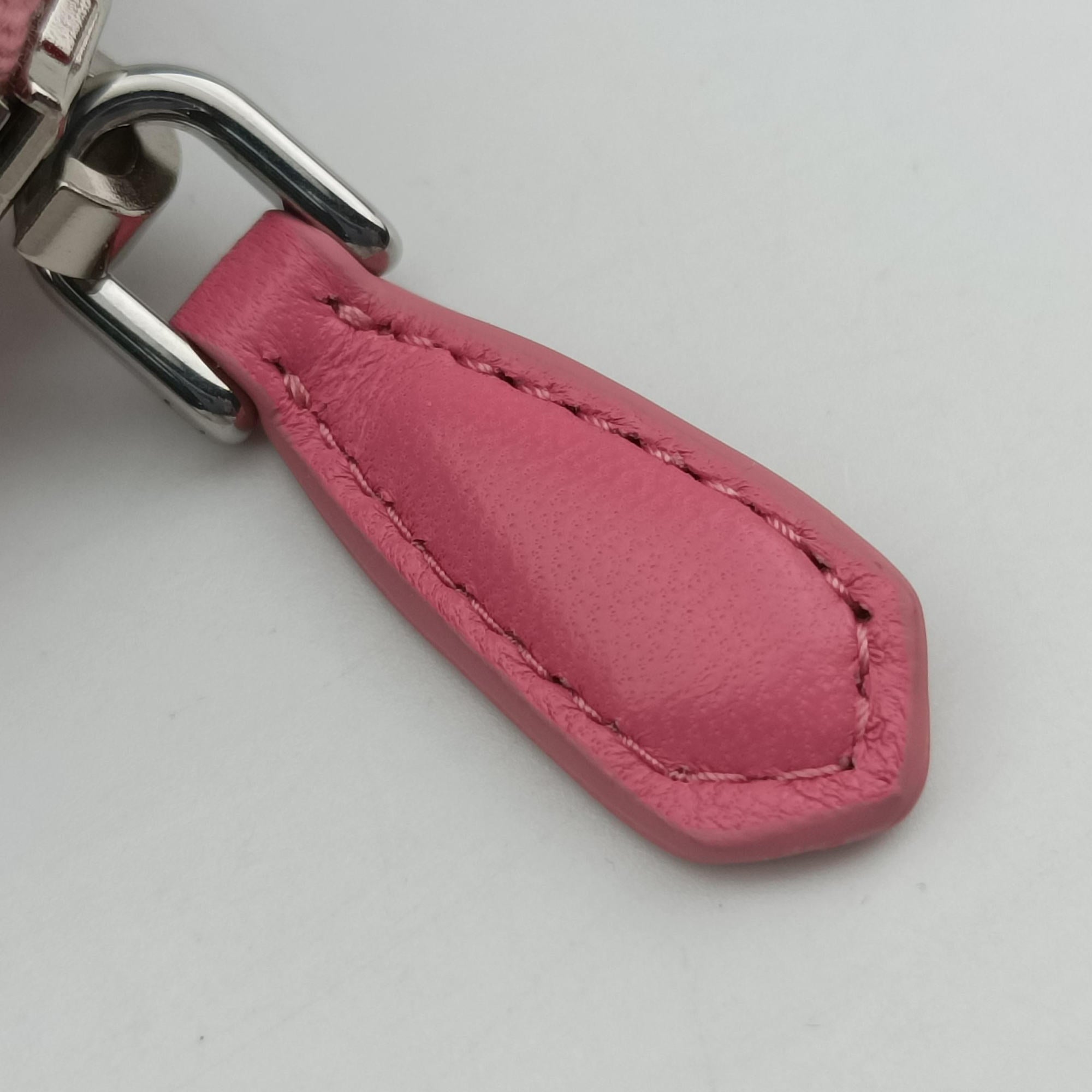 Pre-owned Prada Triangle mini Pink Leather 1NR015 shoulderbag | stylenewstar