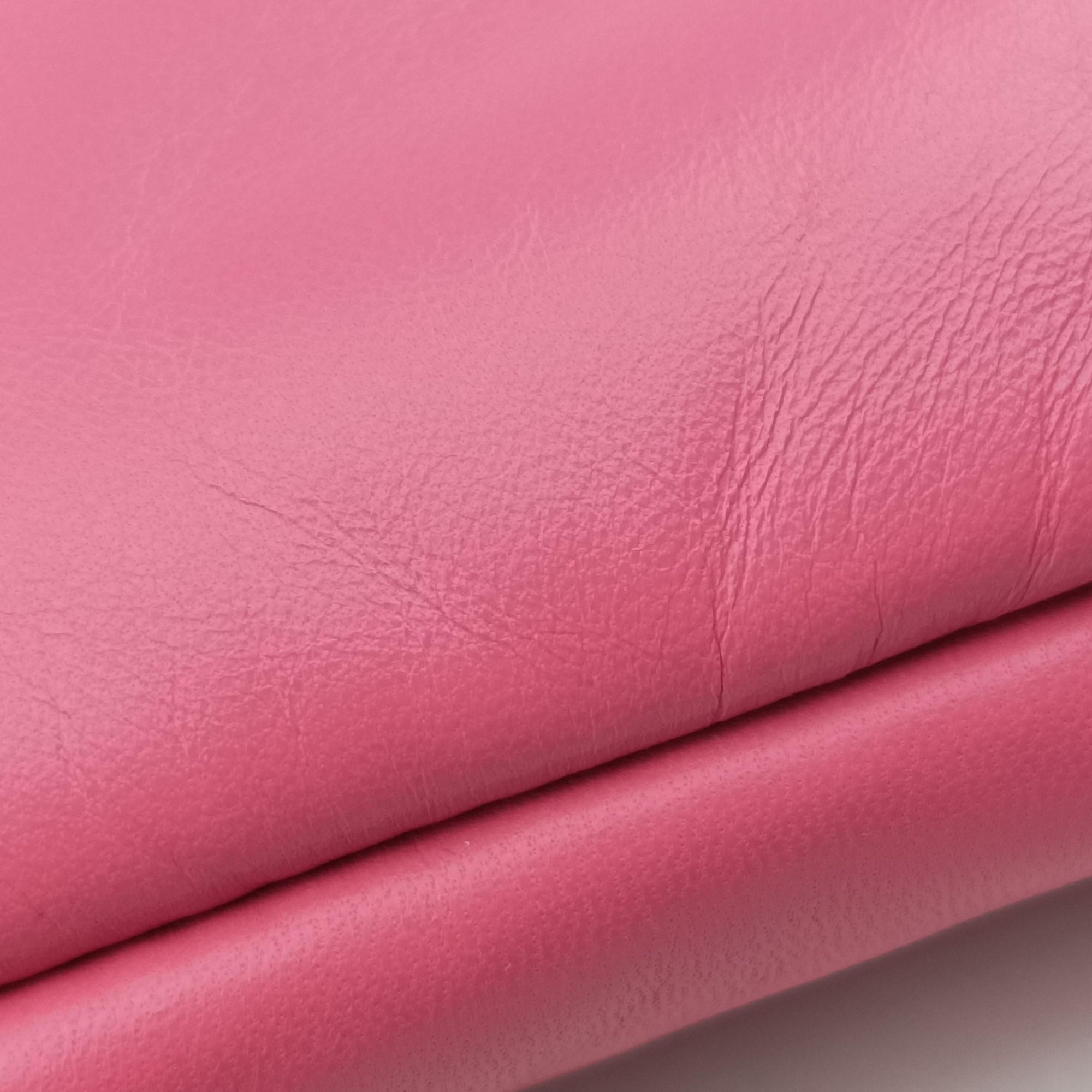 Pre-owned Prada Triangle mini Pink Leather 1NR015 shoulderbag | stylenewstar