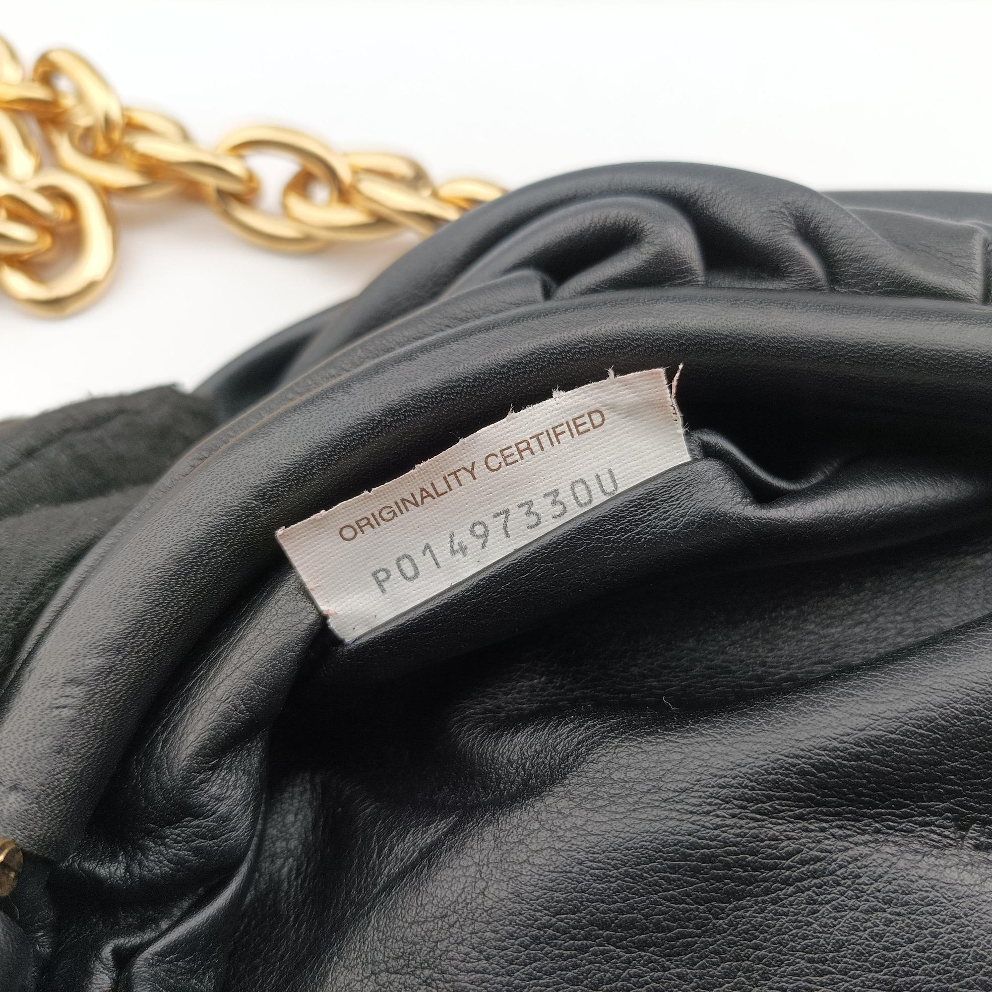 Vintage Bottega Veneta The Chain Pouch Black Lambskin  shoulderbag | stylenewstar