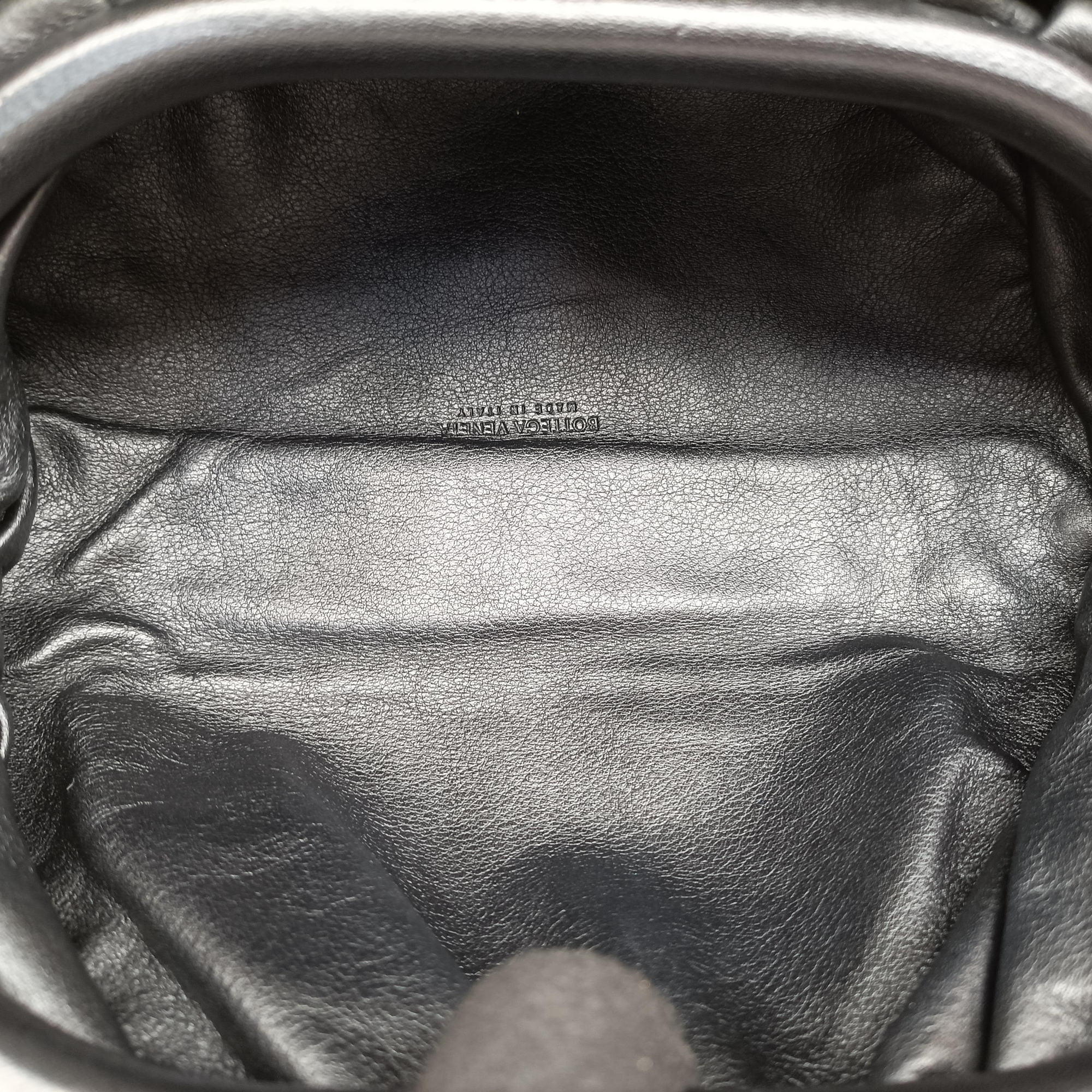 Vintage Bottega Veneta The Chain Pouch Black Lambskin  shoulderbag | stylenewstar