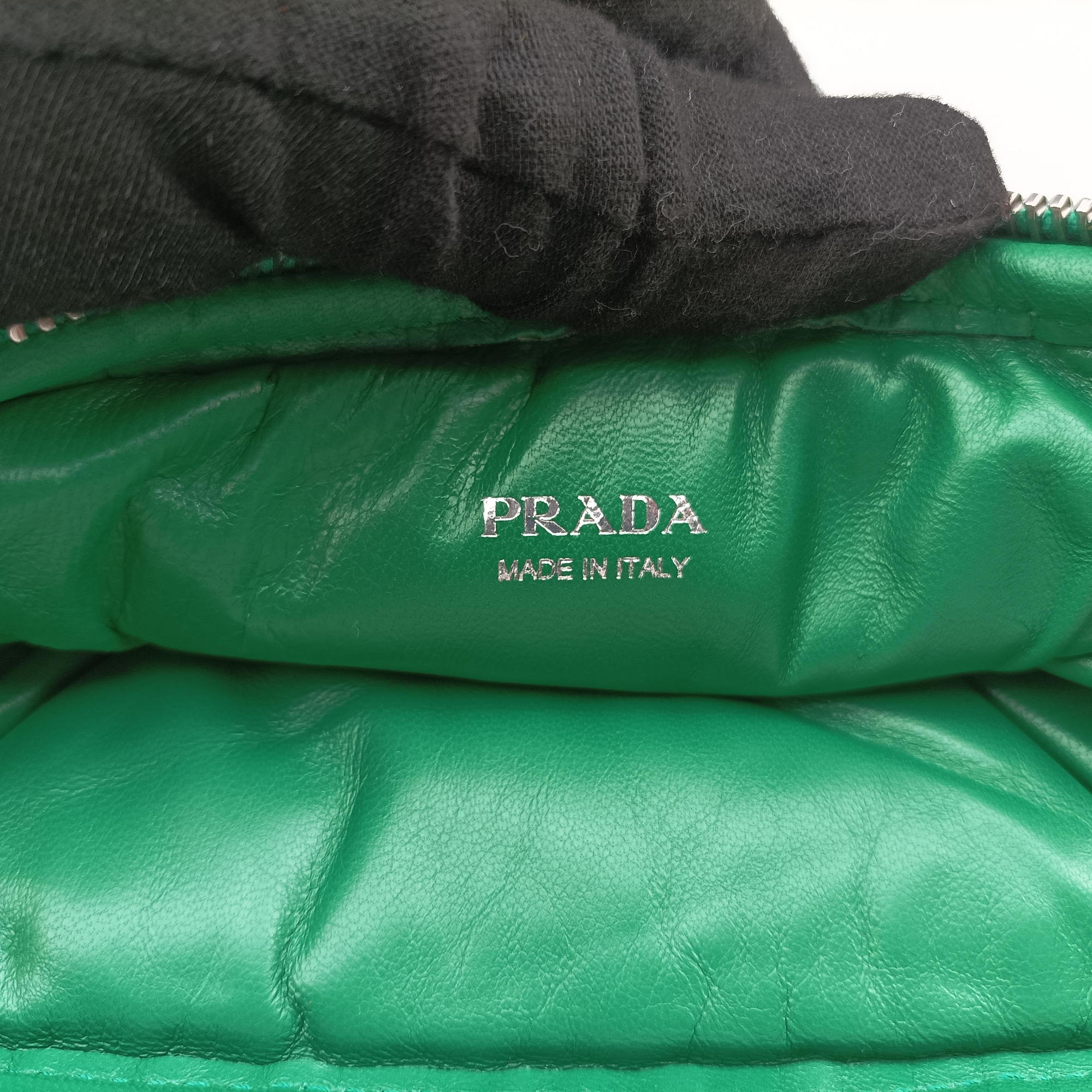 Secondhand Prada triangle mini Green Leather 1NR015 shoulderbag | stylenewstar