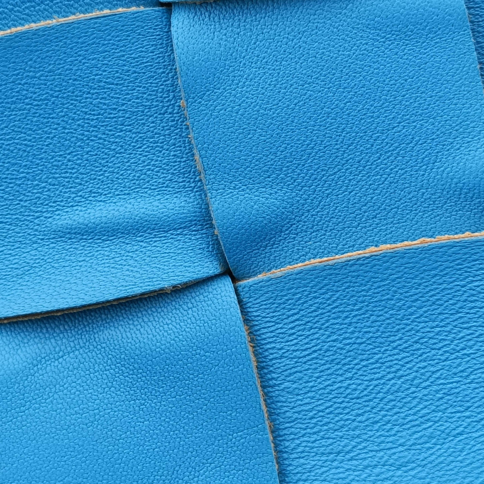 Vintage Bottega Veneta padded intrecciato Blue lambskin  handbag | stylenewstar
