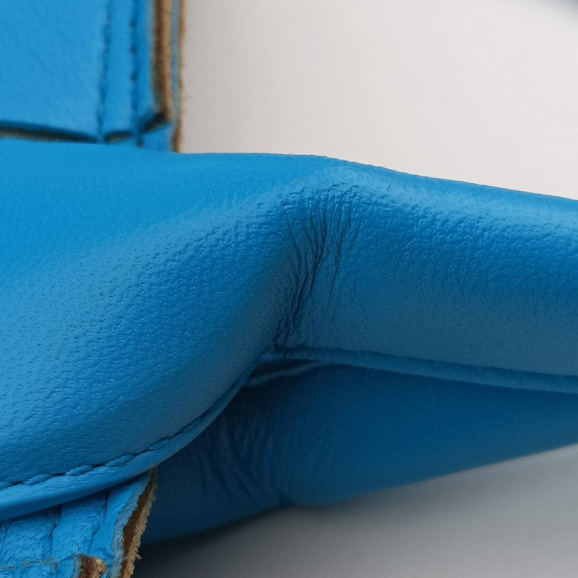 Vintage Bottega Veneta padded intrecciato Blue lambskin  handbag | stylenewstar