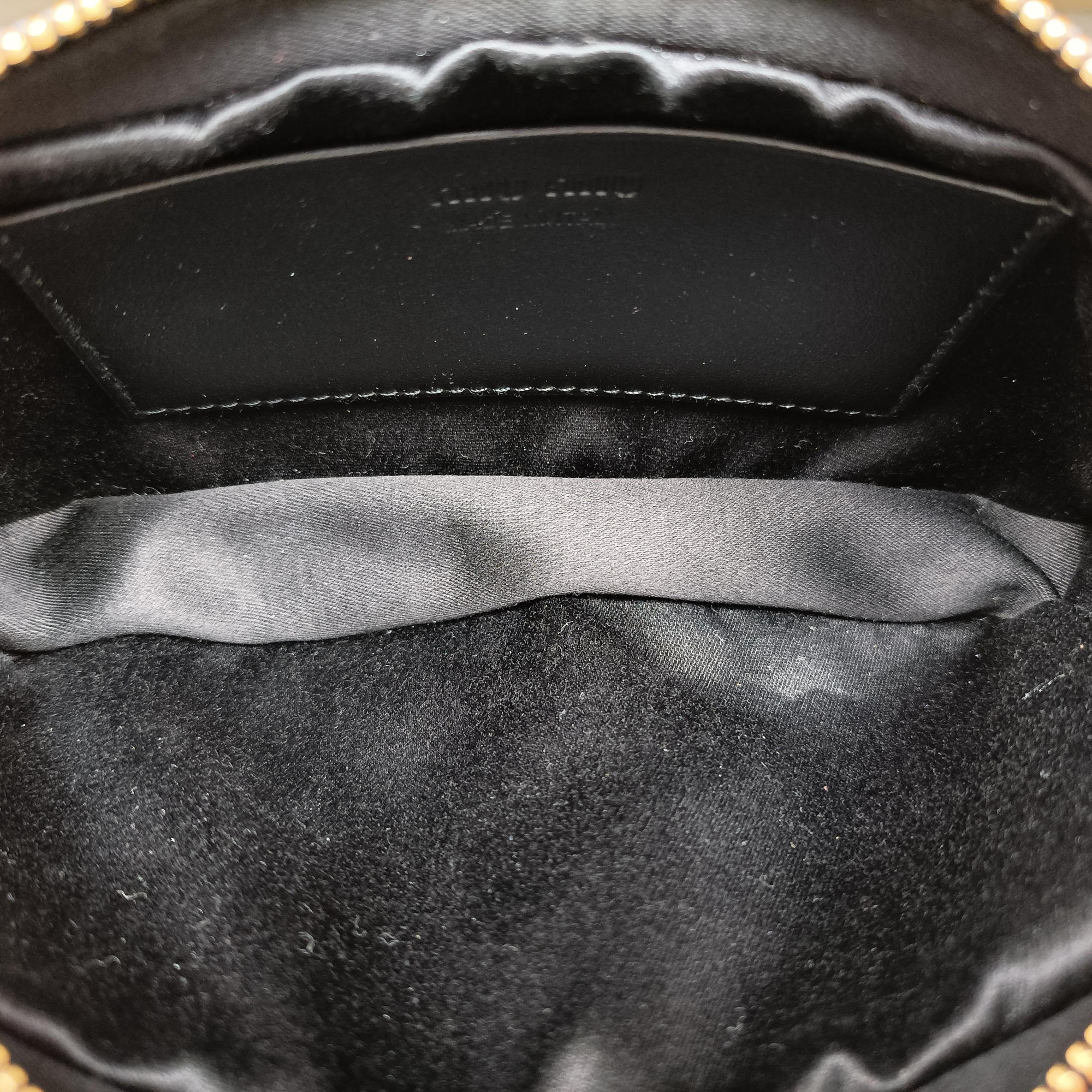 Pre-owned Miu Miu logo Black leather  bum bag/waist bag | stylenewstar