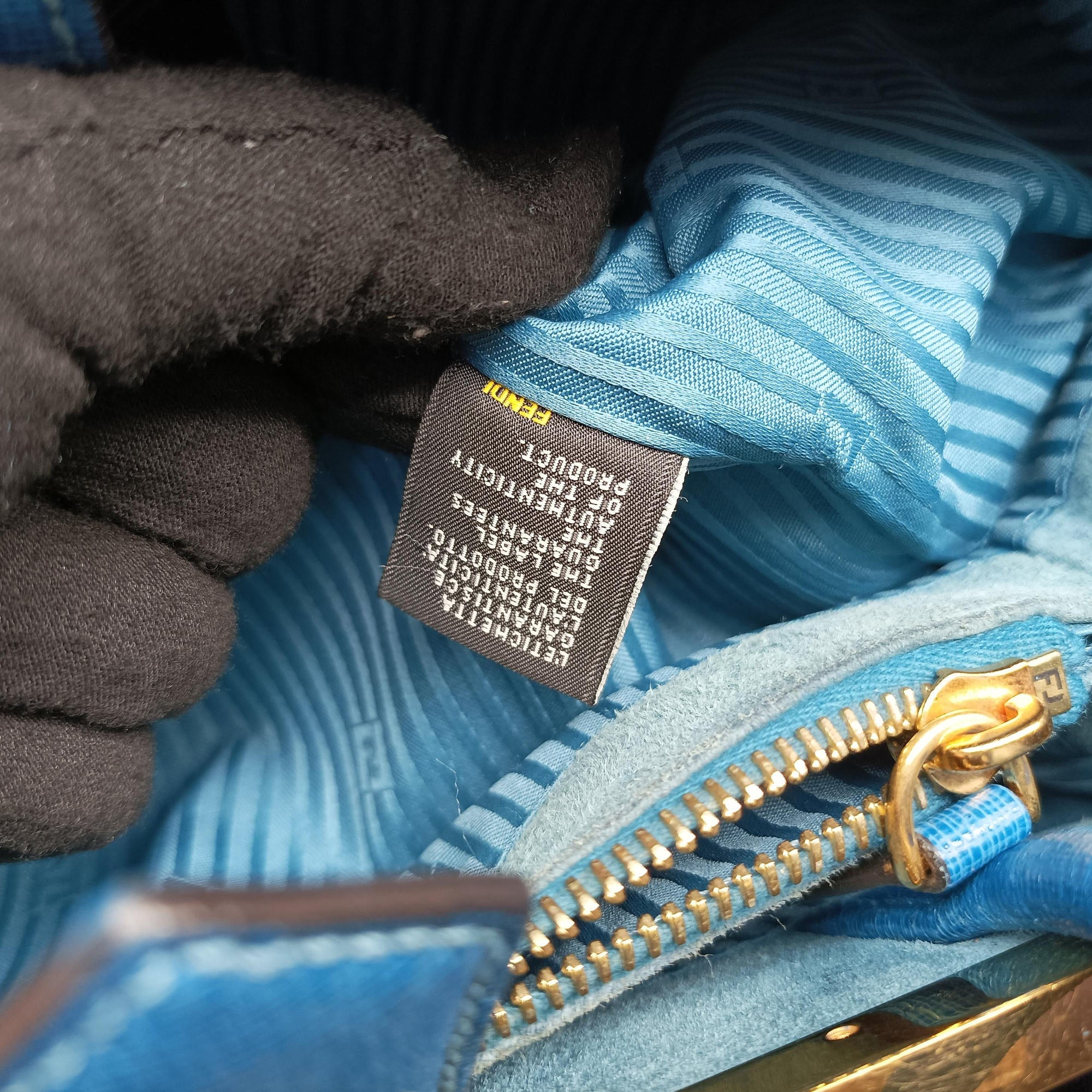 Vintage Fendi 2 JOURS Blue Leather 8BH250 shoulderbag | stylenewstar