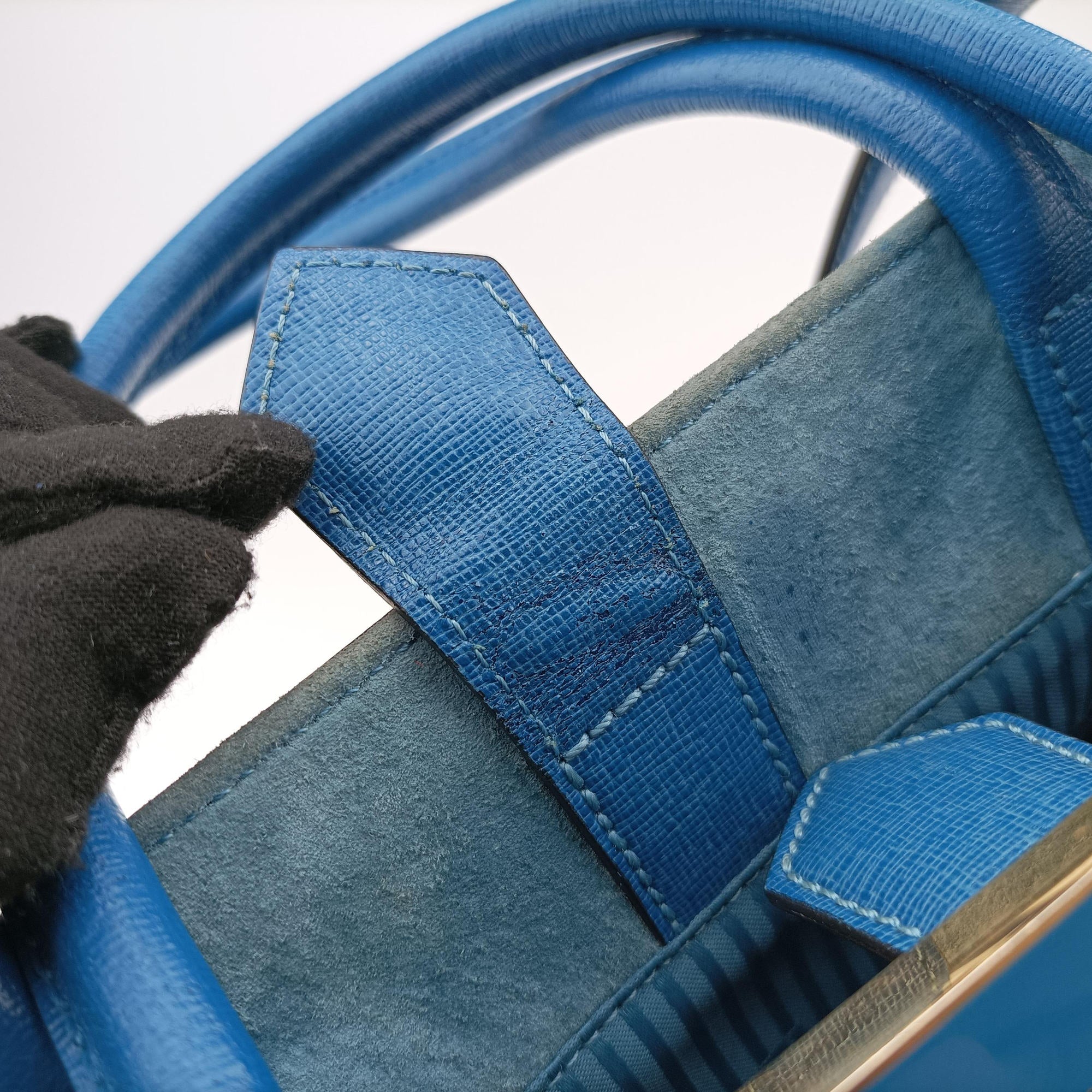 Vintage Fendi 2 JOURS Blue Leather 8BH250 shoulderbag | stylenewstar