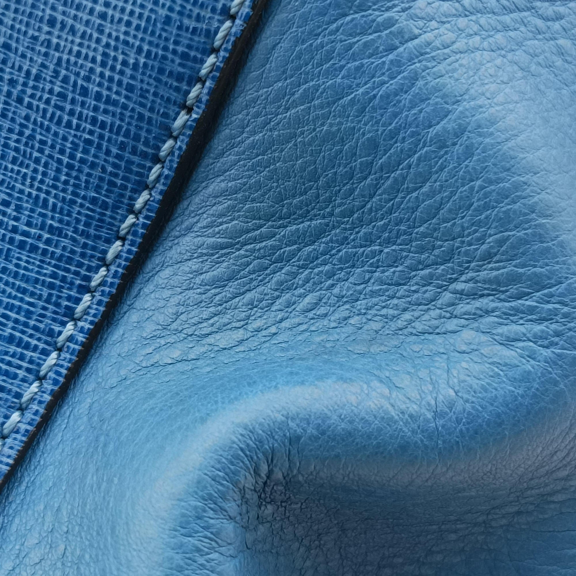 Vintage Fendi 2 JOURS Blue Leather 8BH250 shoulderbag | stylenewstar