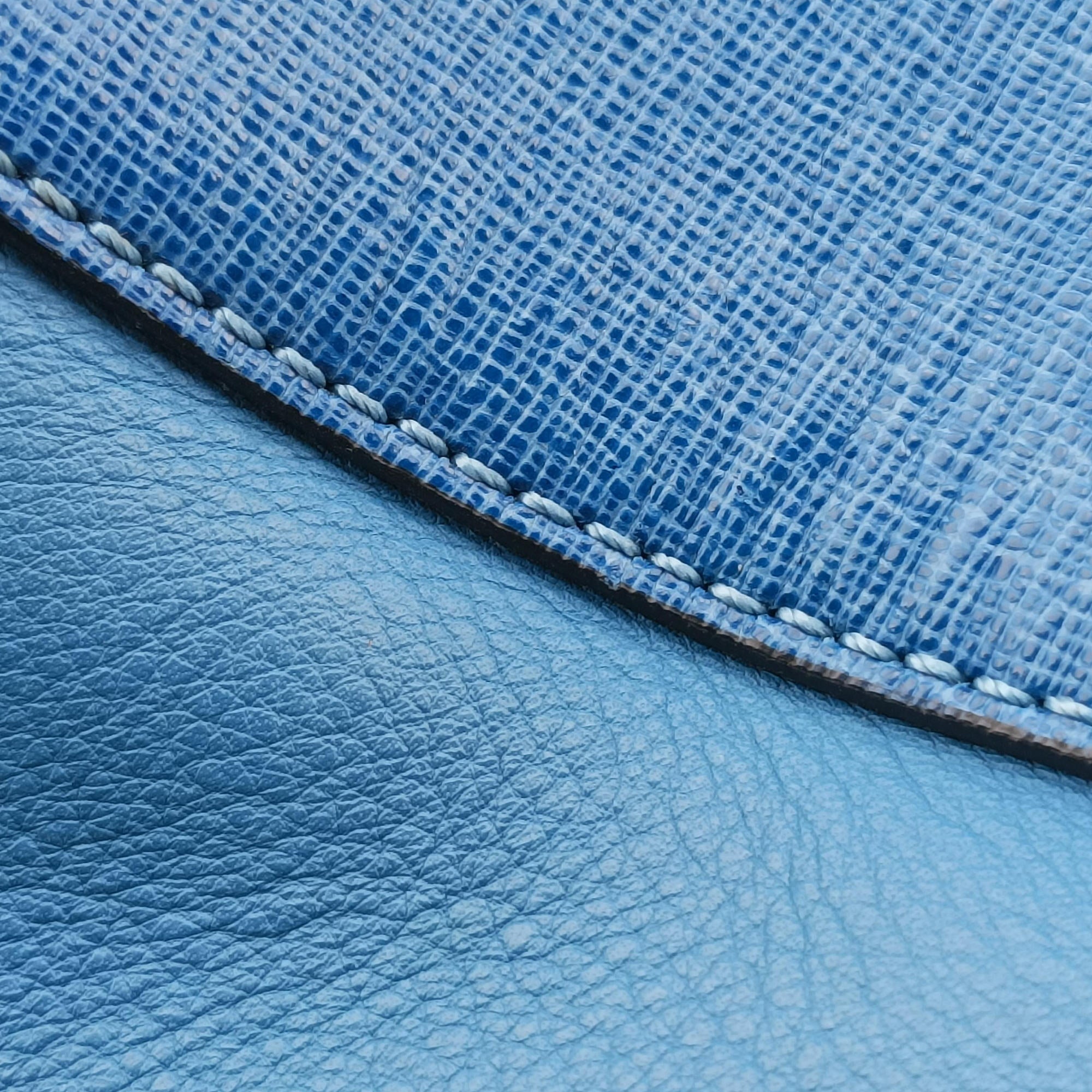 Vintage Fendi 2 JOURS Blue Leather 8BH250 shoulderbag | stylenewstar