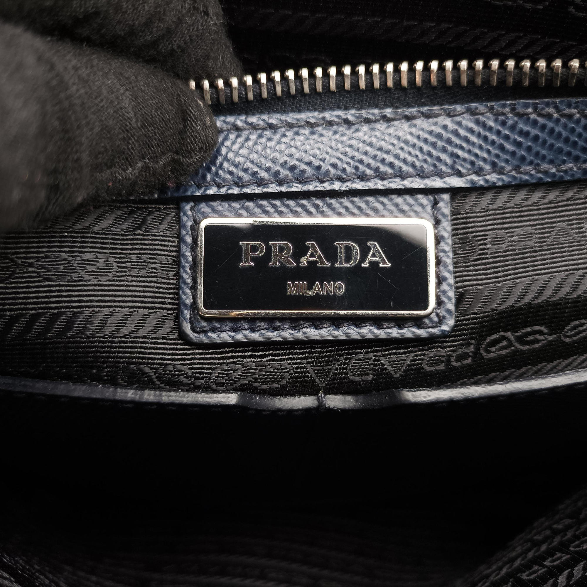 Vintage Prada Stripe Navy × Blue × Gray Saffiano Leather  shoulderbag | stylenewstar