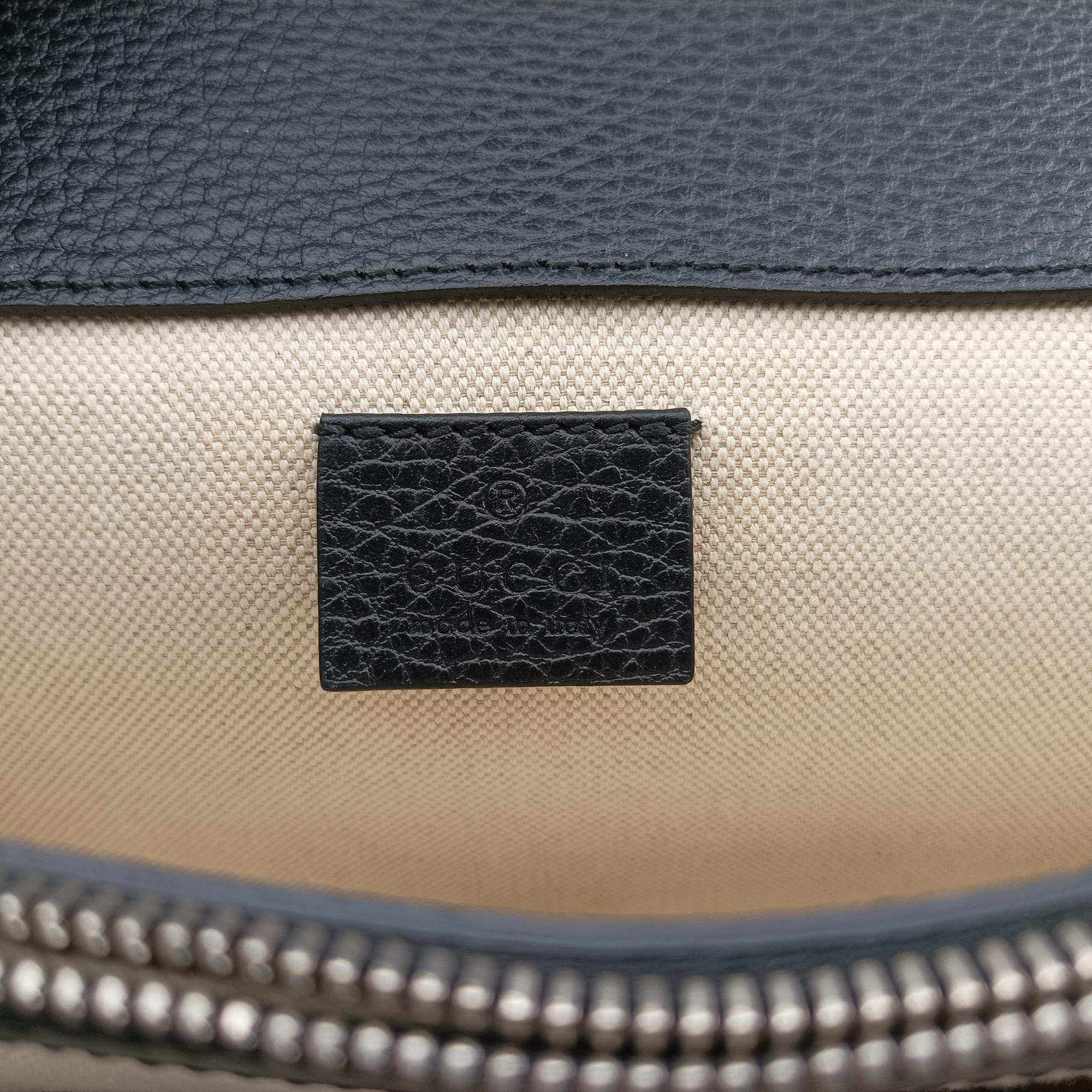 Pre-owned Gucci Dionysus Black Leather 400429 shoulderbag | stylenewstar