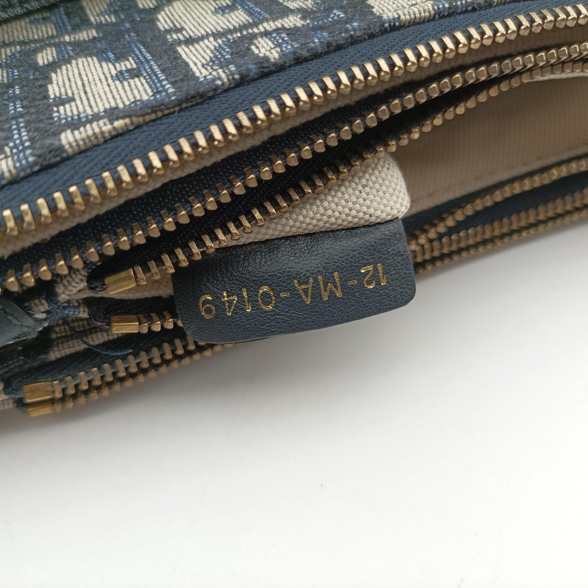 Secondhand Christian Dior Saddle Navy Jacquard×Leather  shoulderbag | stylenewstar