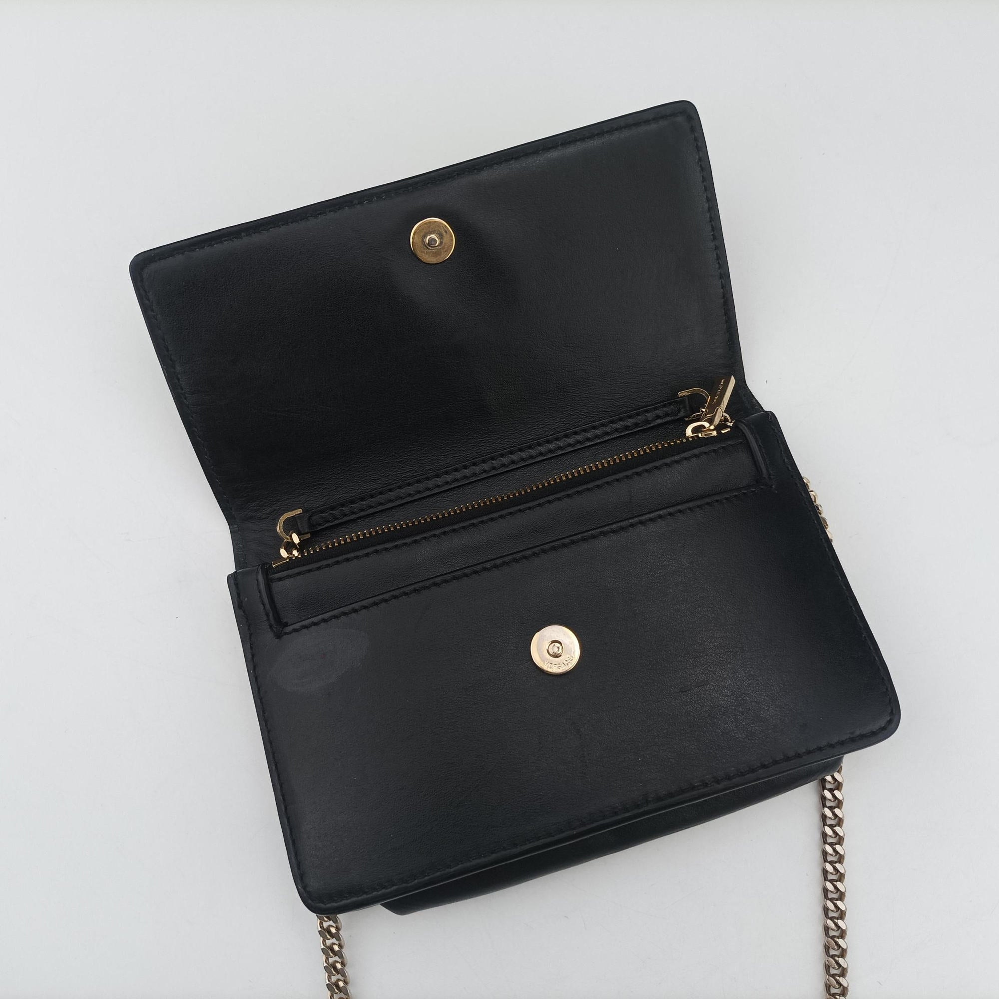 Pre-owned VERSACE La Medusa Black Leather  shoulderbag | stylenewstar