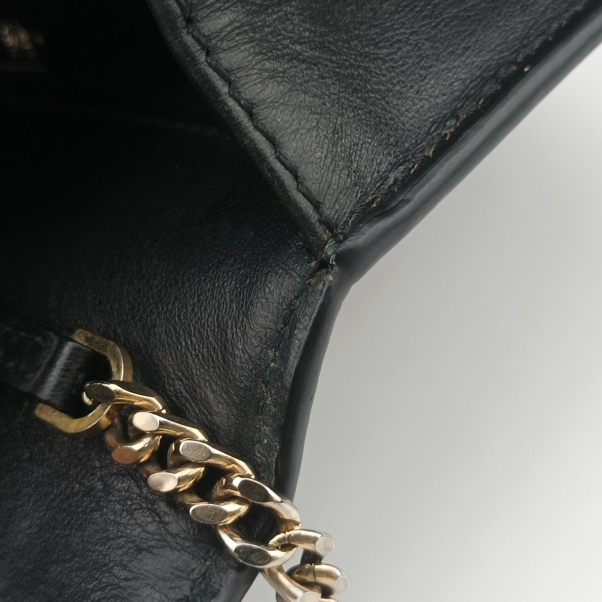 Pre-owned VERSACE La Medusa Black Leather  shoulderbag | stylenewstar