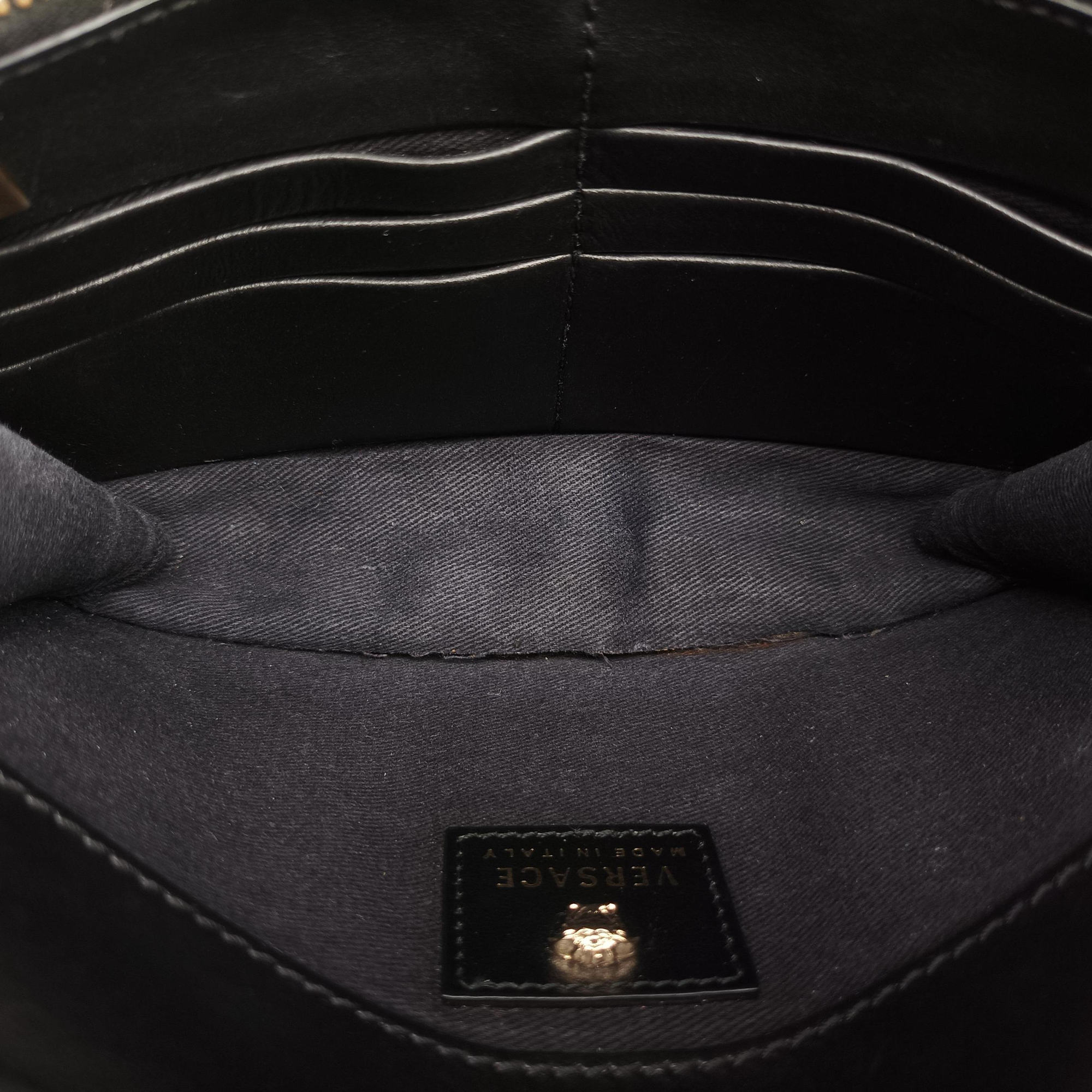 Pre-owned VERSACE La Medusa Black Leather  shoulderbag | stylenewstar