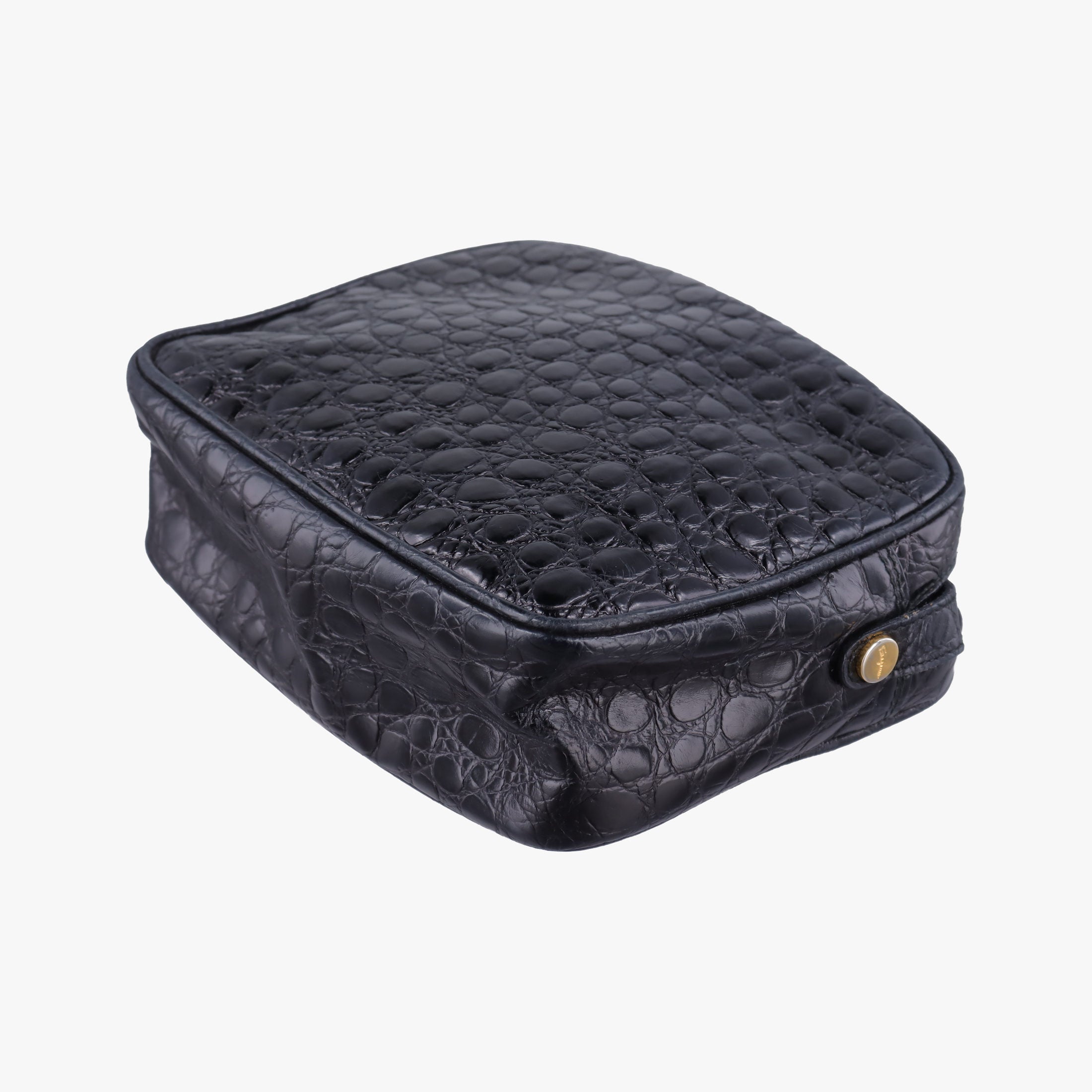 Pre-owned Ferragamo Vara Black Leather  shoulderbag | stylenewstar