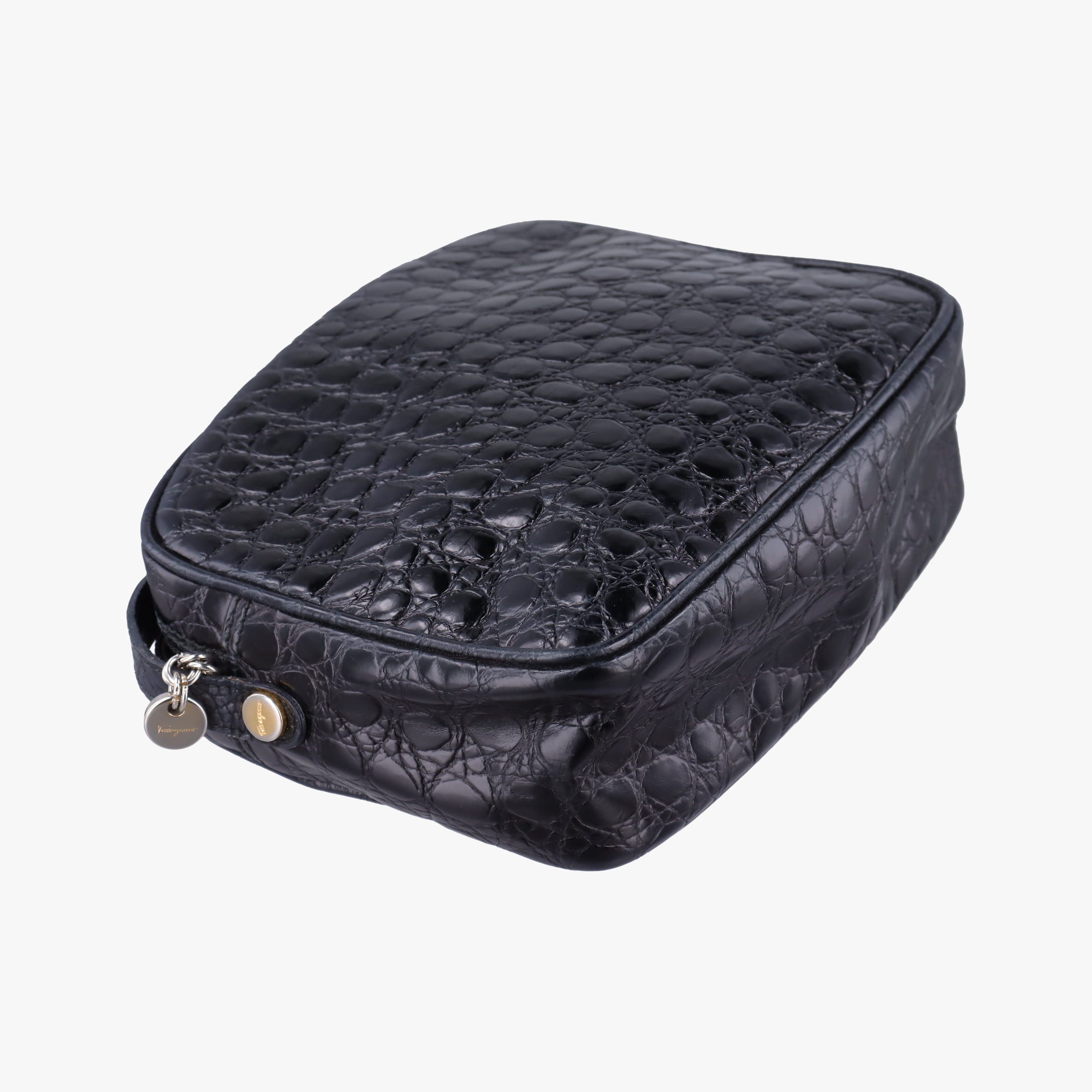 Pre-owned Ferragamo Vara Black Leather  shoulderbag | stylenewstar